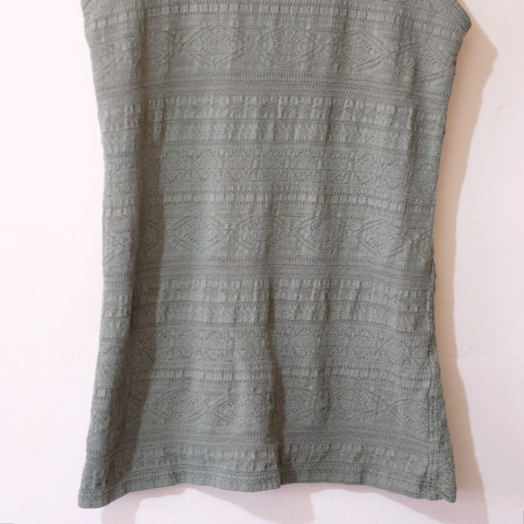 Vintage SO Perfectly Soft Green Textured Fitted Tank Top Size M Womens Juniors Slim Scoop Neck Sleeveless Pullover Size M / US 6-8 / IT 42-44 - 3 Thumbnail
