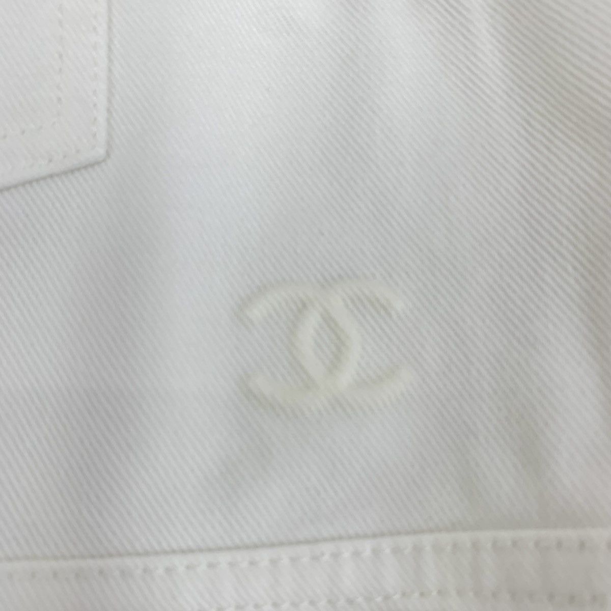 Chanel Chanel Logo Camellia Embossed Cotton Denim Tank Top K26WX Size S / US 4 / IT 40 - 5 Thumbnail