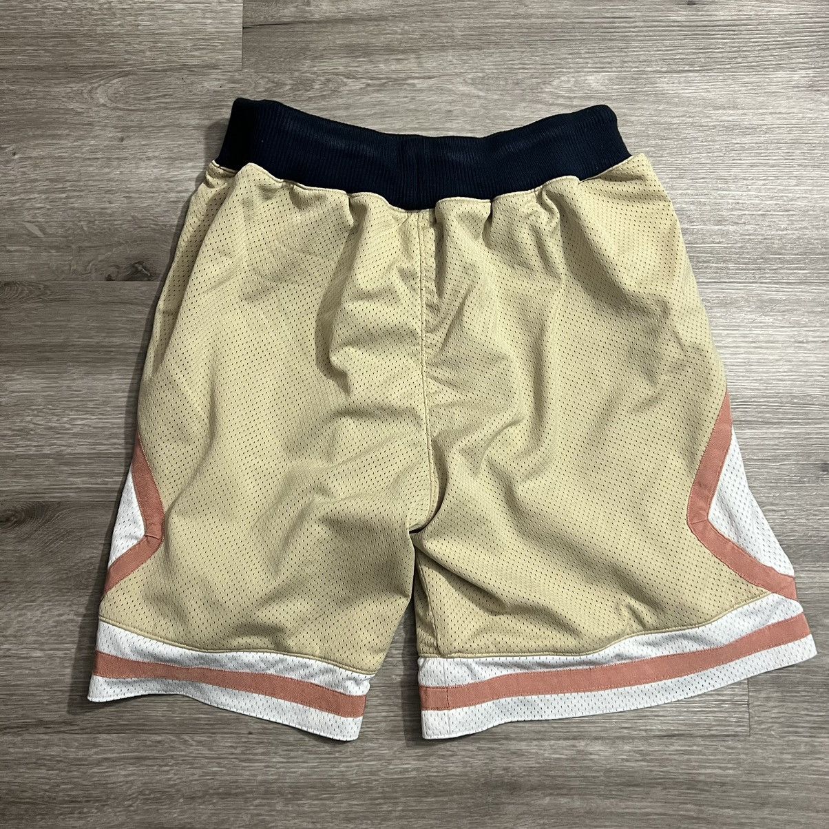 Eric Emanuel Eric Emanuel OG Basketball Shorts 2016 Size US 34 / EU 50 - 8 Thumbnail
