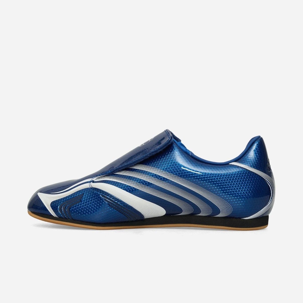 Adidas ADIDAS WOMEN'S 7 F50 TAEKWONDO BLUE WHITE PATENT LEATHER Size US 7 / IT 37 - 3 Thumbnail