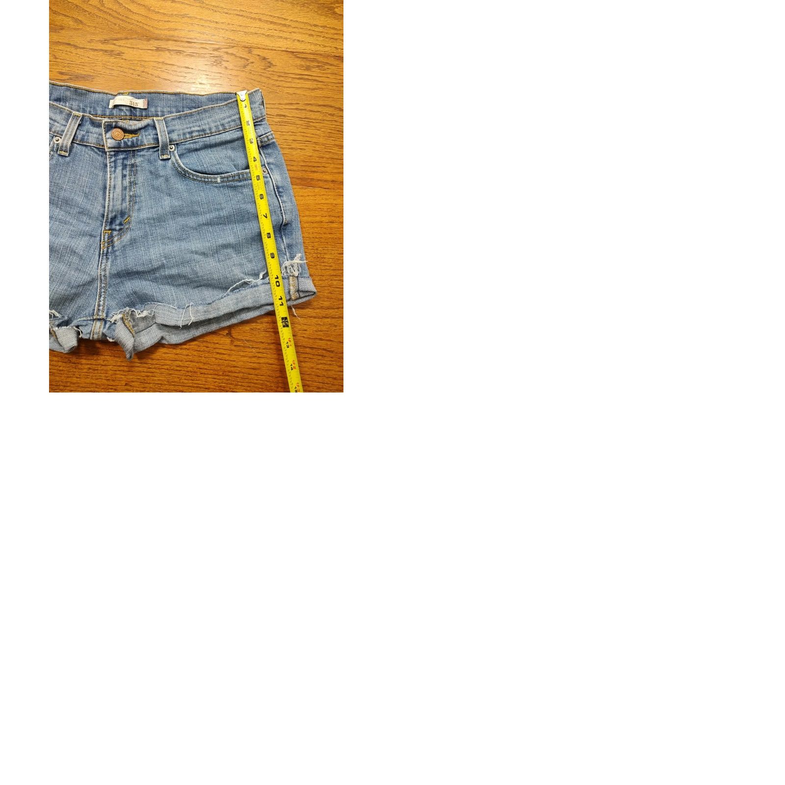 Levi's VINTAGE Levi's 515 Shorts Womens 8 31 Blue Denim Pockets Light Wash Cut Off 90s Outdoor Size 30" / US 8 / IT 44 - 9 Thumbnail