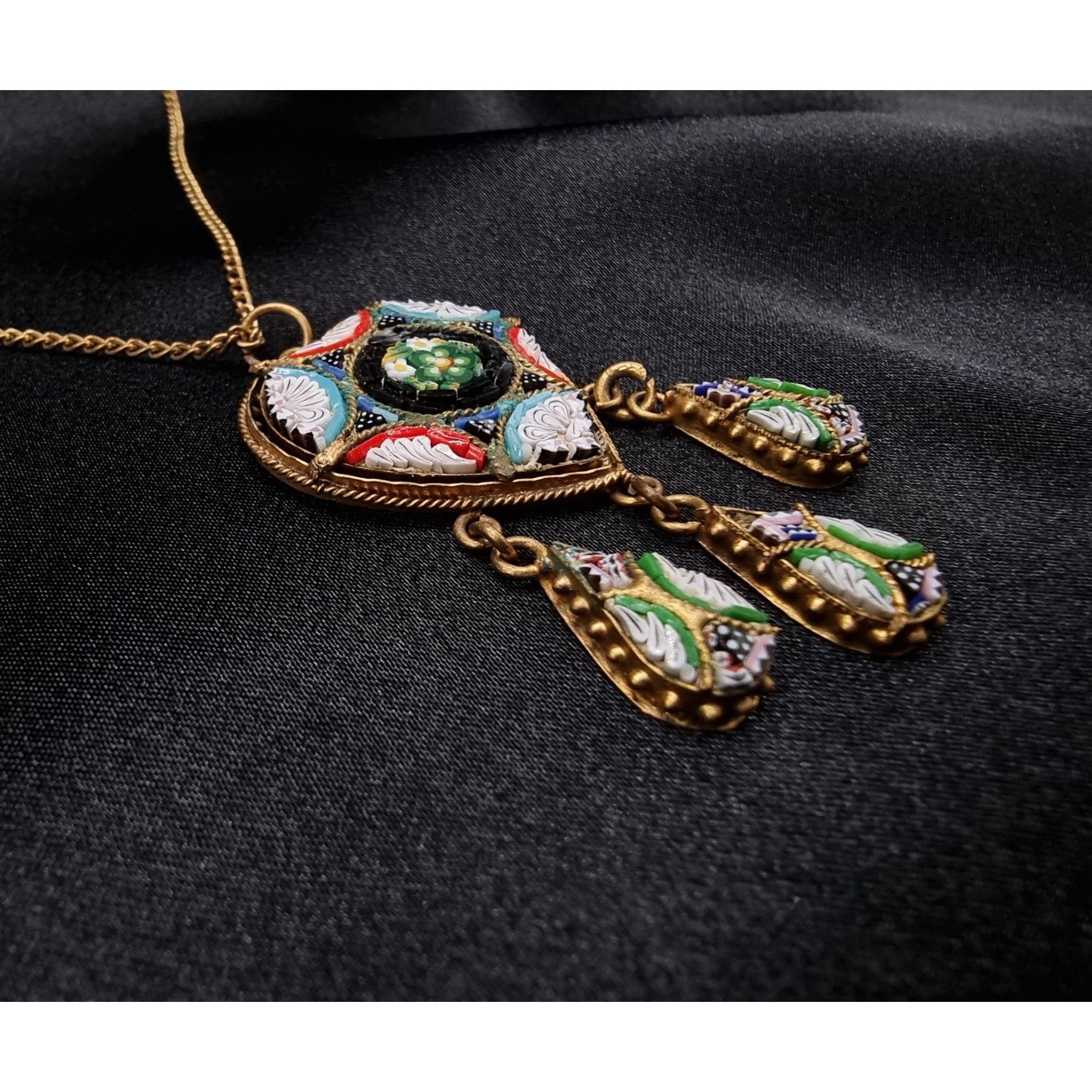 Vintage Rare Find Vintage 1930s-1950s Italian Gold Tone Necklace W/ Size ONE SIZE - 5 Thumbnail