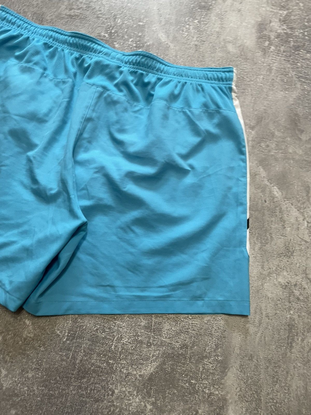 Nike Vintage Nike Dri-Fit Running Shorts Size XL Size US 36 / EU 52 - 15 Thumbnail