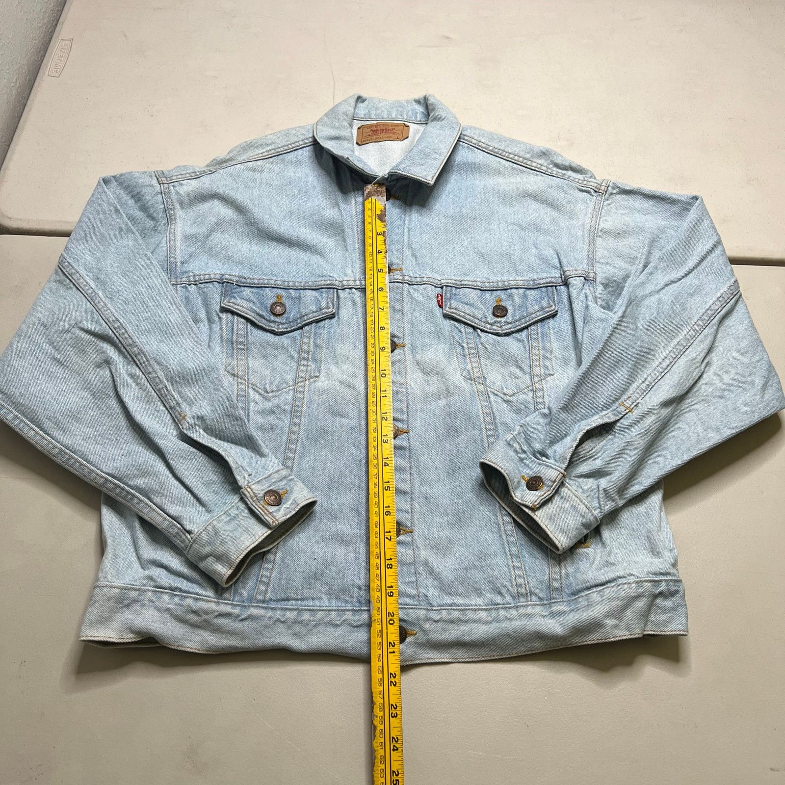 Levi's Vintage Levi’s 70507-0211 Denim Trucker Jacket Light Wash L Size US L / EU 52-54 / 3 - 7 Thumbnail