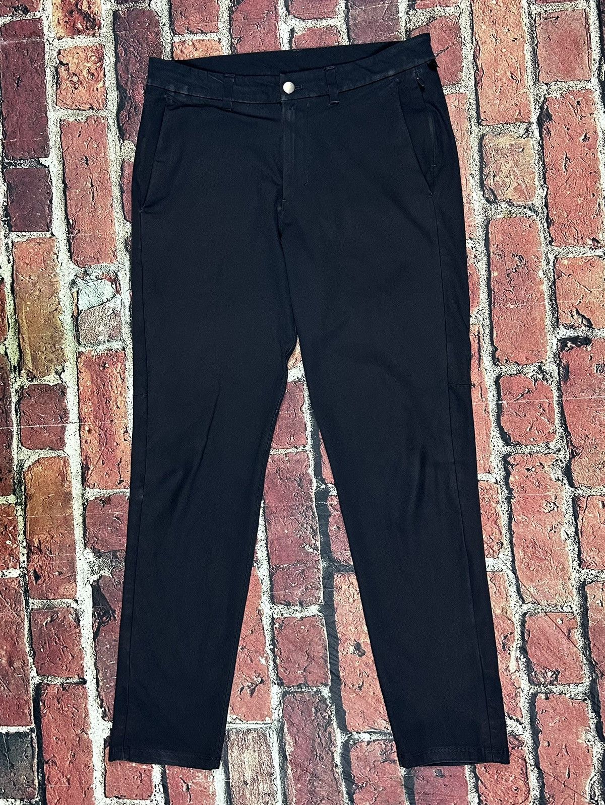 Lululemon Lululemon Pants Men’s 32x30 Gray ABC Classic Slim Fit Casual Size US 32 / EU 48 - 1 Thumbnail