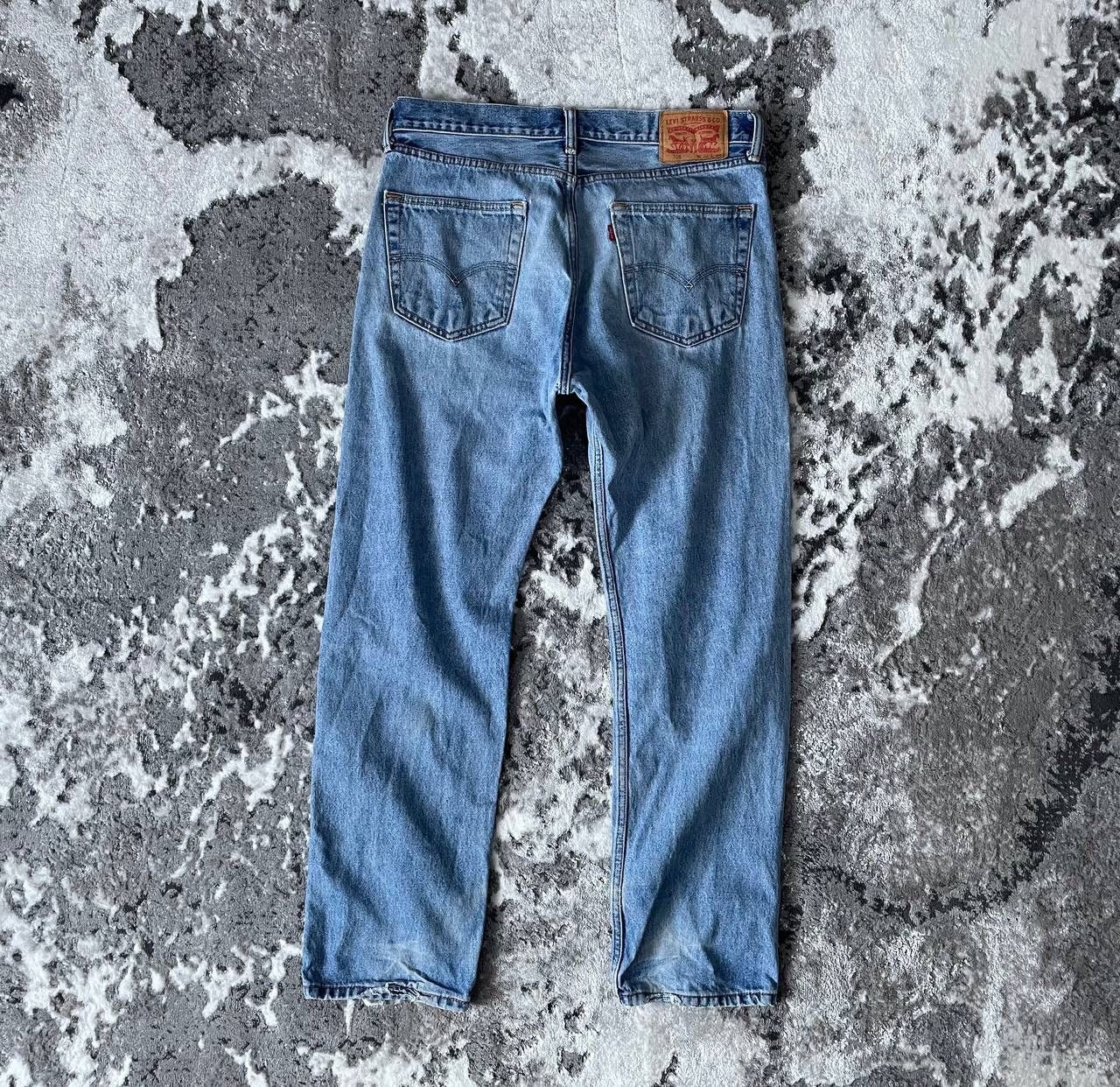 Levi's Vintage Clothing Vintage Levi’s 505 Washed Blue Denim Jeans Pants Y2K Rare Size US 33 - 1 Thumbnail