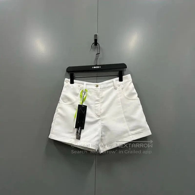 Louis Vuitton Louis Vuitton Summer White Cotton Women's Shorts . Size 28" / US 6 / IT 42 - 1 Thumbnail