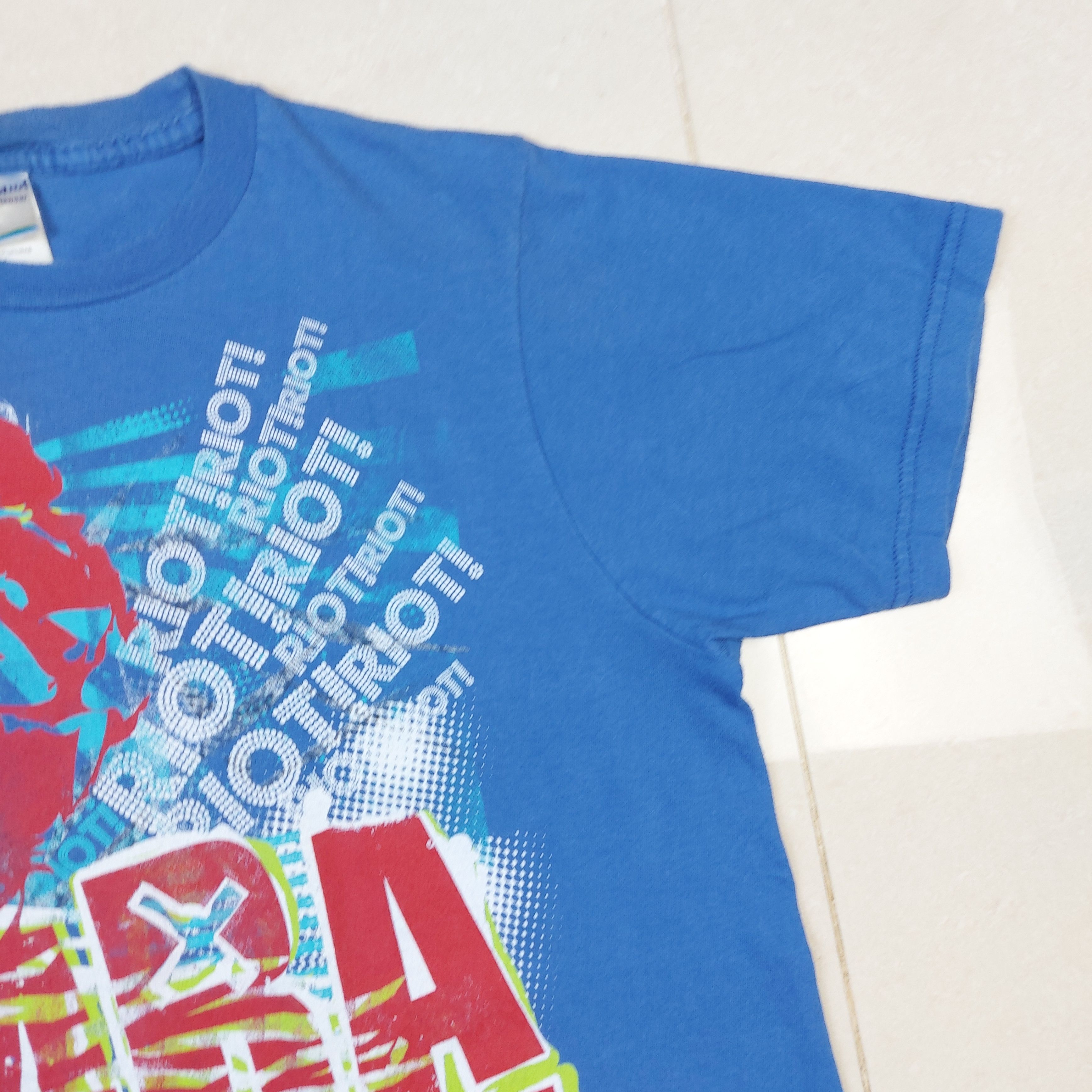 Band Tees Vintage 2007 Paramore Band Riot Album Emo Scene MySpace TEE Size US M / EU 48-50 / 2 - 8 Thumbnail