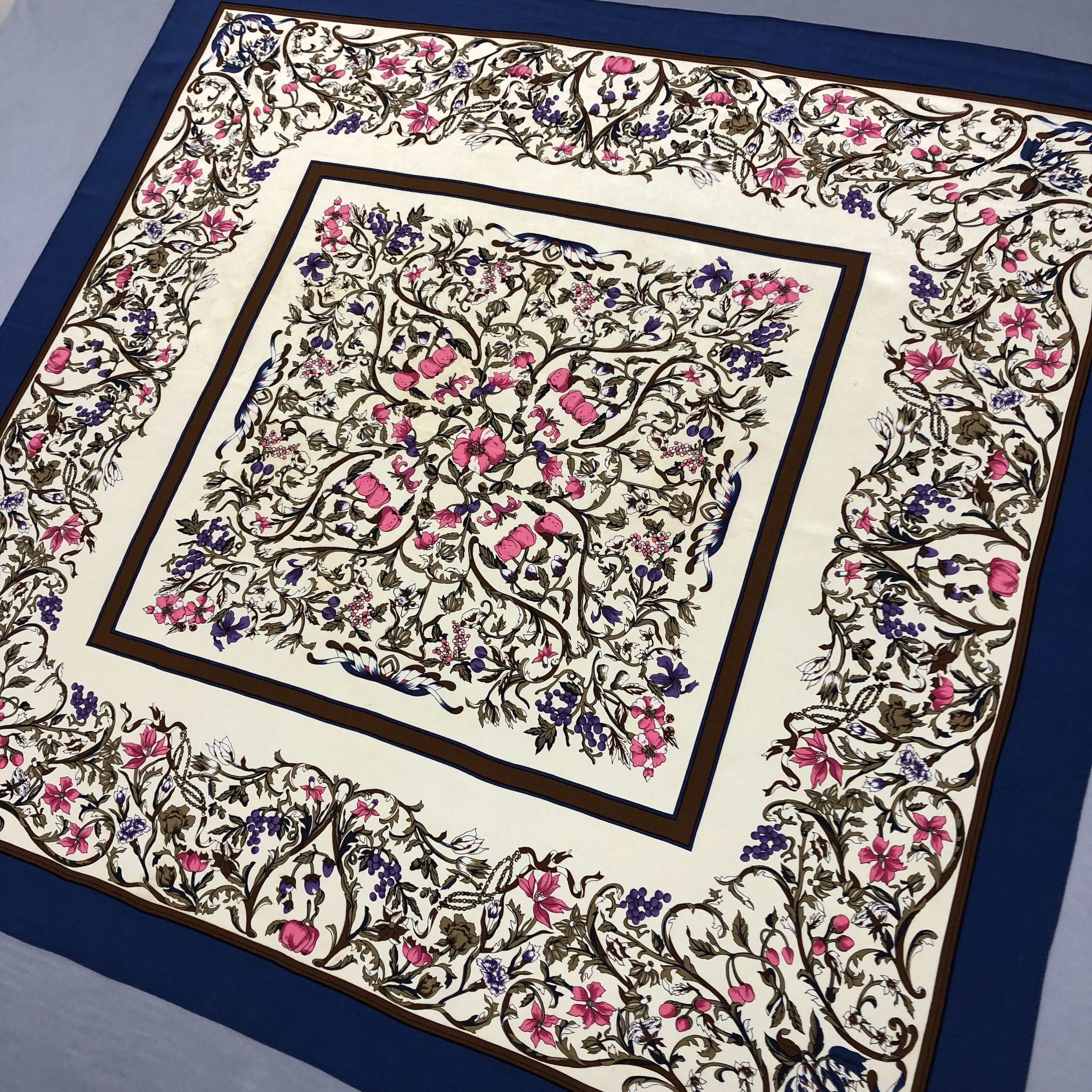 Japanese Brand Vintage Square Scarf Twill Stole Wraps Scarves - GF60047 Size ONE SIZE - 3 Thumbnail