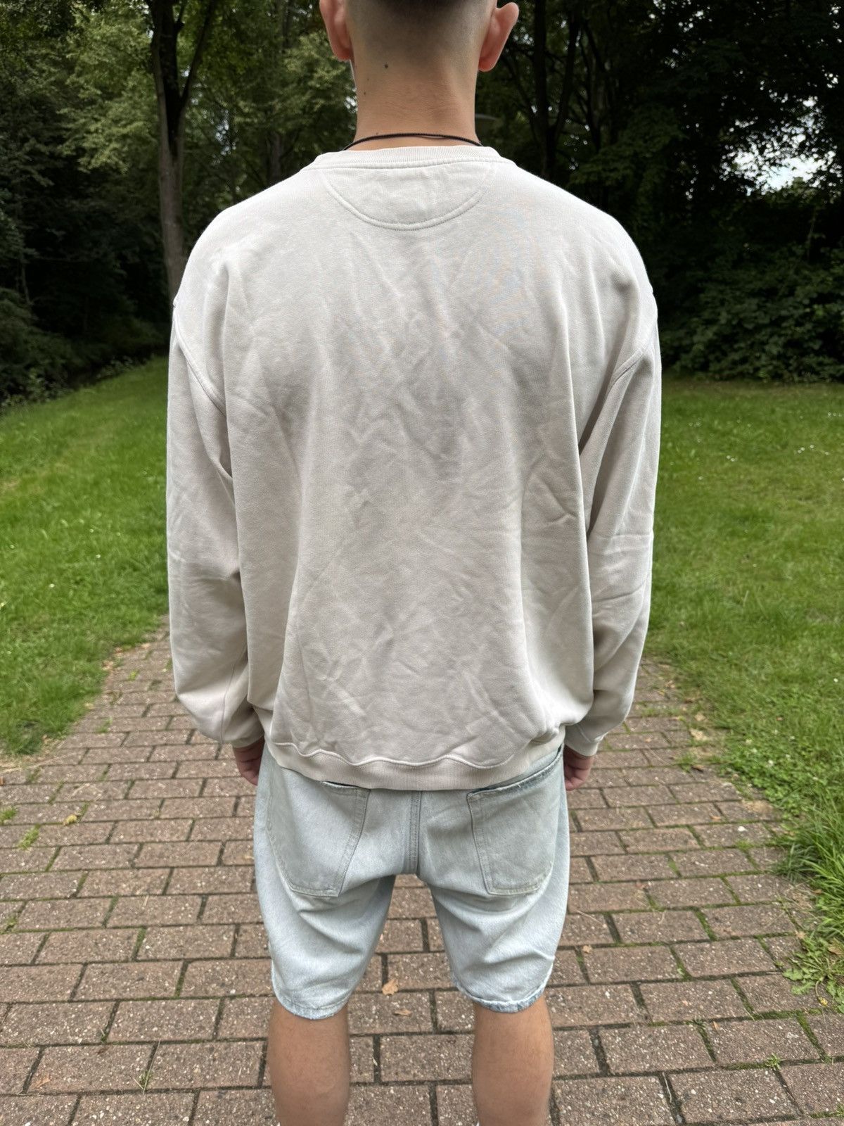 Nike Vintage Nike Embroidered Mini Swoosh Sweatshirt – Cream Size US L / EU 52-54 / 3 - 7 Thumbnail