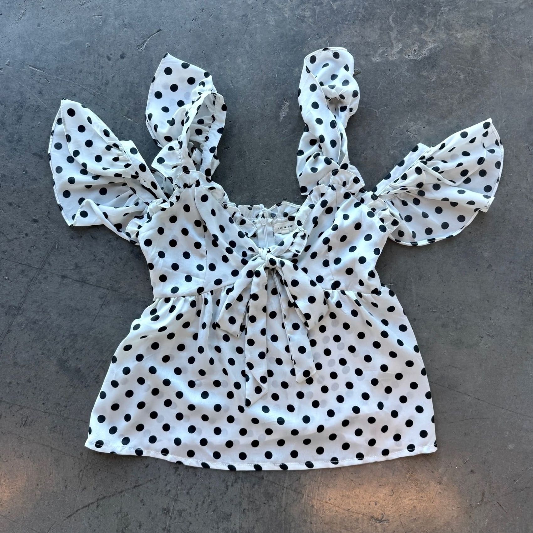 Vintage VINTAGE Y2k White Black Polka Dot Satin Frill Ruffle Off Shoulder Tank Top M Womens Blouse Size M / US 6-8 / IT 42-44 - 2 Thumbnail