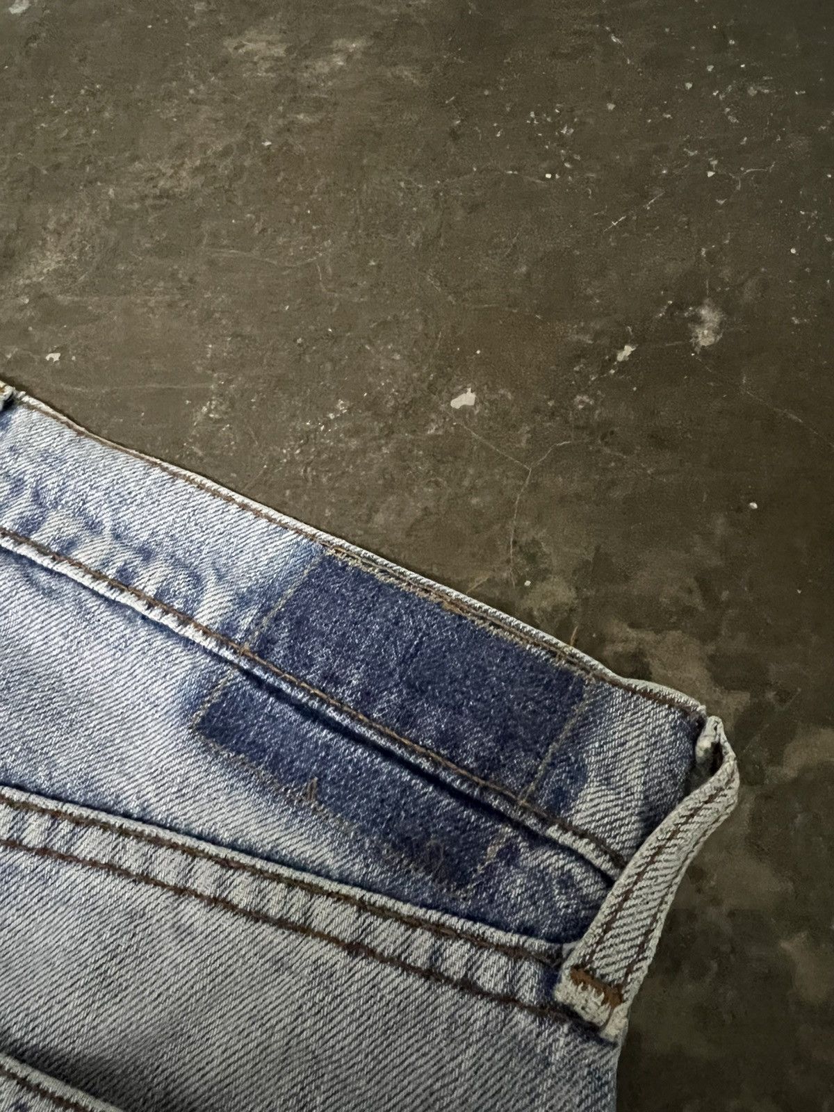 Levi's Vintage Levis Distressed Jean Size US 30 / EU 46 - 16 Thumbnail