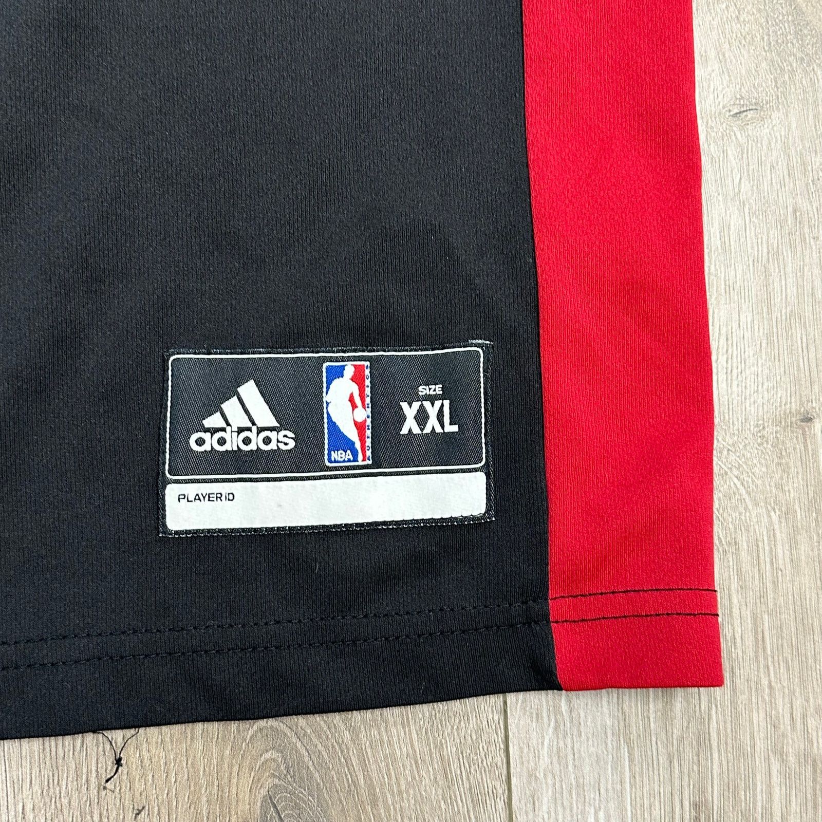 Adidas Adidas LeBron James Miami Heat jersey size XXL 2XL B17 Size US XXL / EU 58 / 5 - 5 Thumbnail