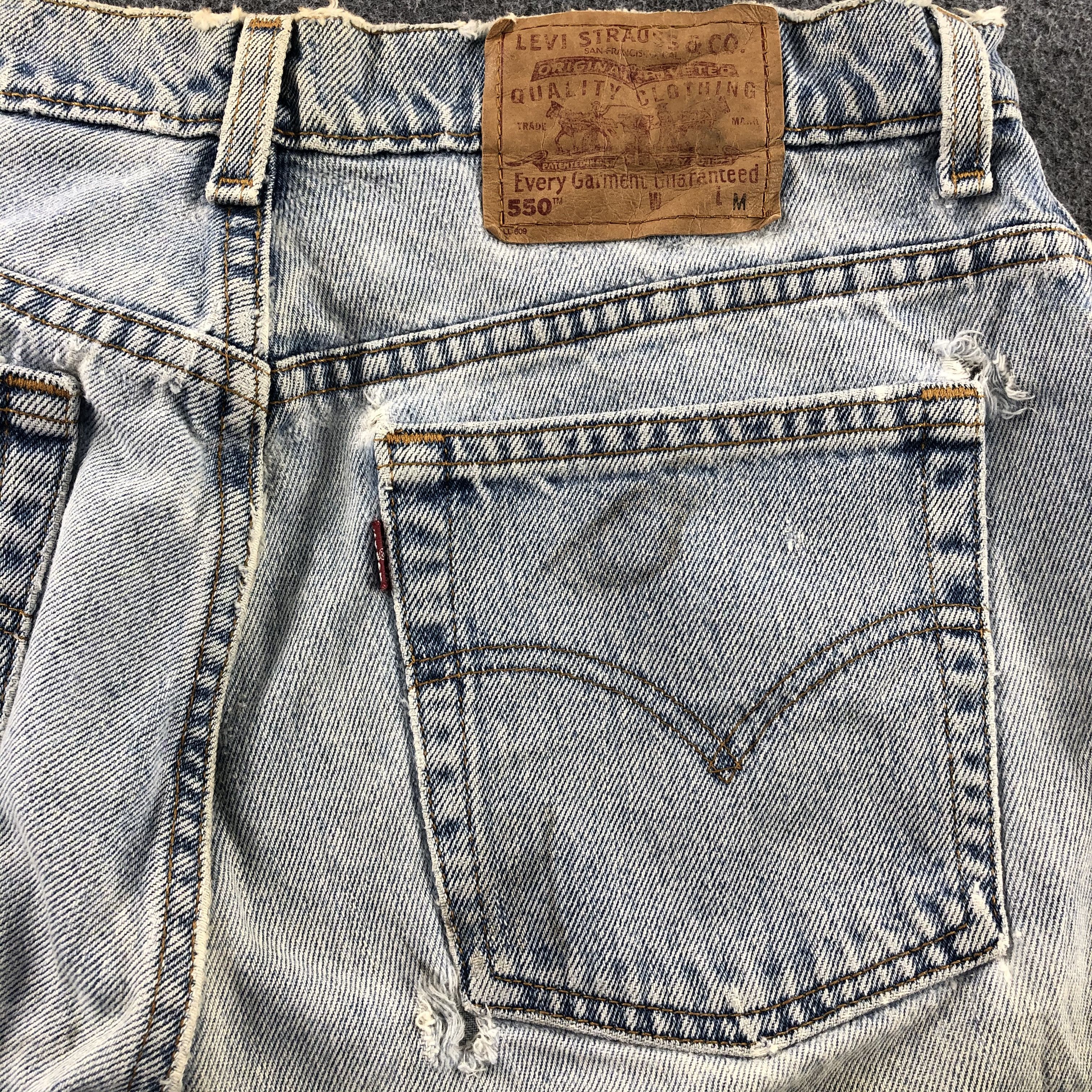 Levi's Vintage 90s Light Wash Levis 550 Jeans-J1216 Size US 34 / EU 50 - 5 Thumbnail