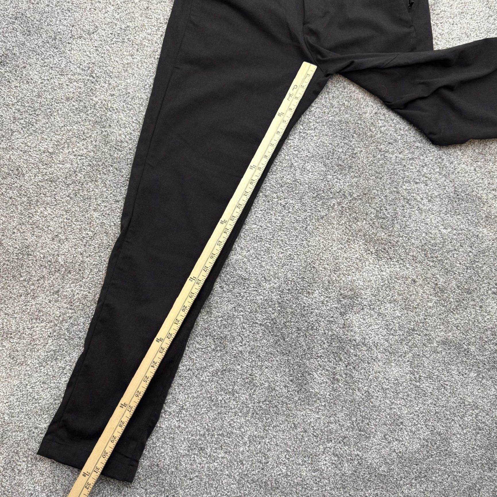 Lululemon Lululemon Mens Pants Slim Fit Black 33x31 Chino Flat Front Zip Pocket Tapered Inseam 31 Dress Travel Casual Business Golf Size US 33 - 4 Thumbnail