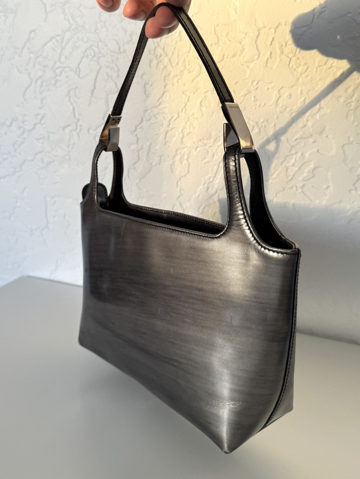 Gucci ★0% TAX★ Y2K GUCCI TOM FOR ERA METALLIC GUNMETAL HANDBAG Size ONE SIZE - 5 Thumbnail