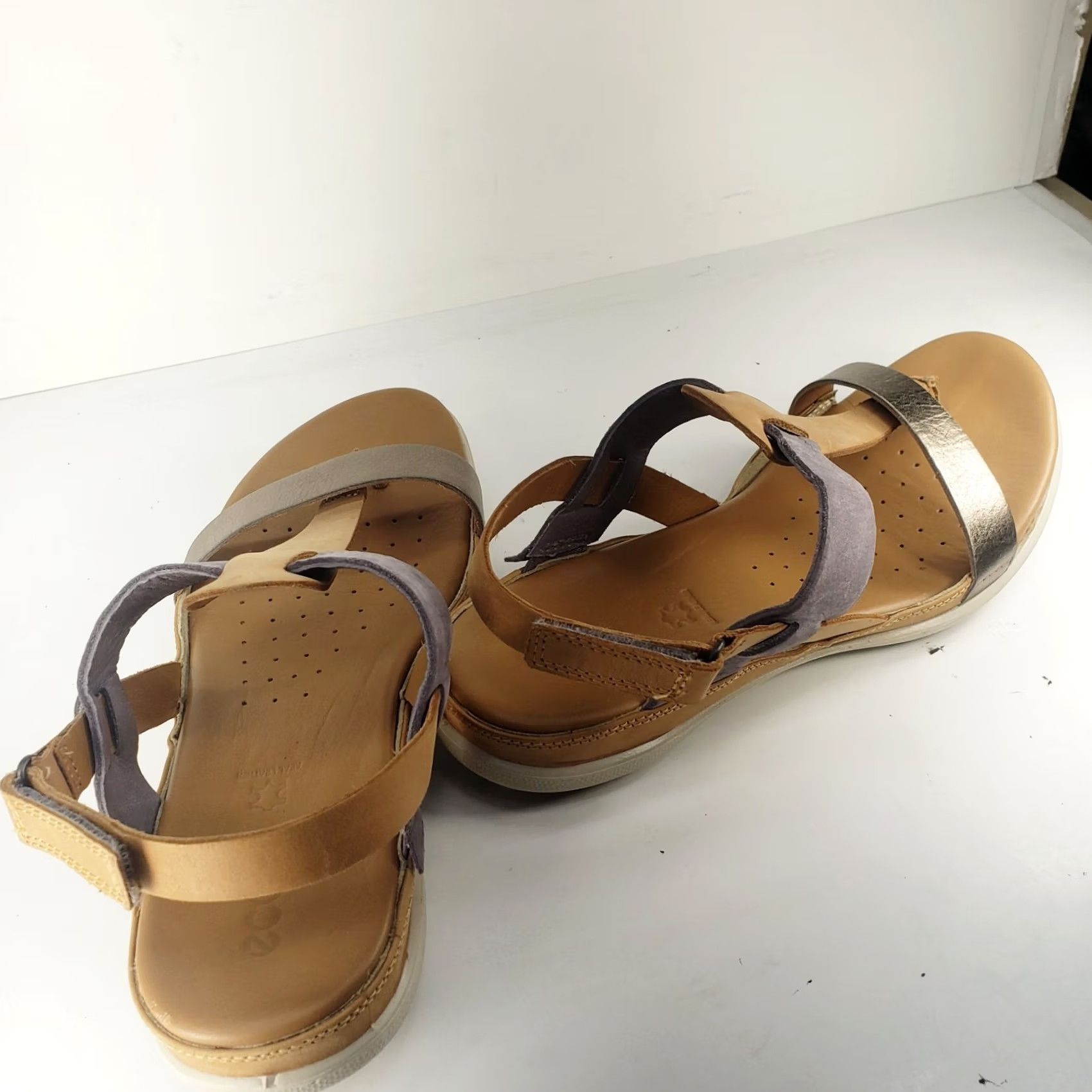 Ecco ECCO Strappy Womens Slingback Slip Sandals Tan Gray Metallic Silver Size US 9 / IT 39 - 5 Thumbnail