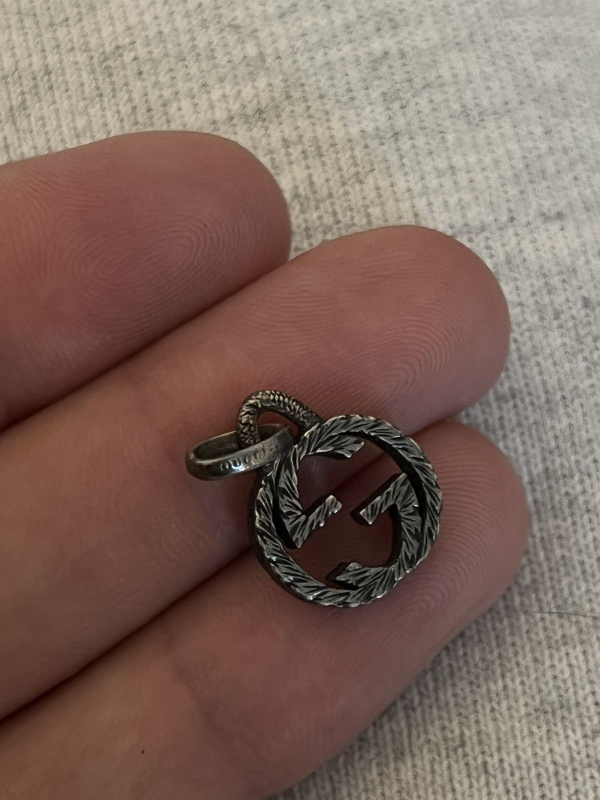 Gucci GG Interlocking Gucci Charm Pendant Size ONE SIZE - 3 Thumbnail