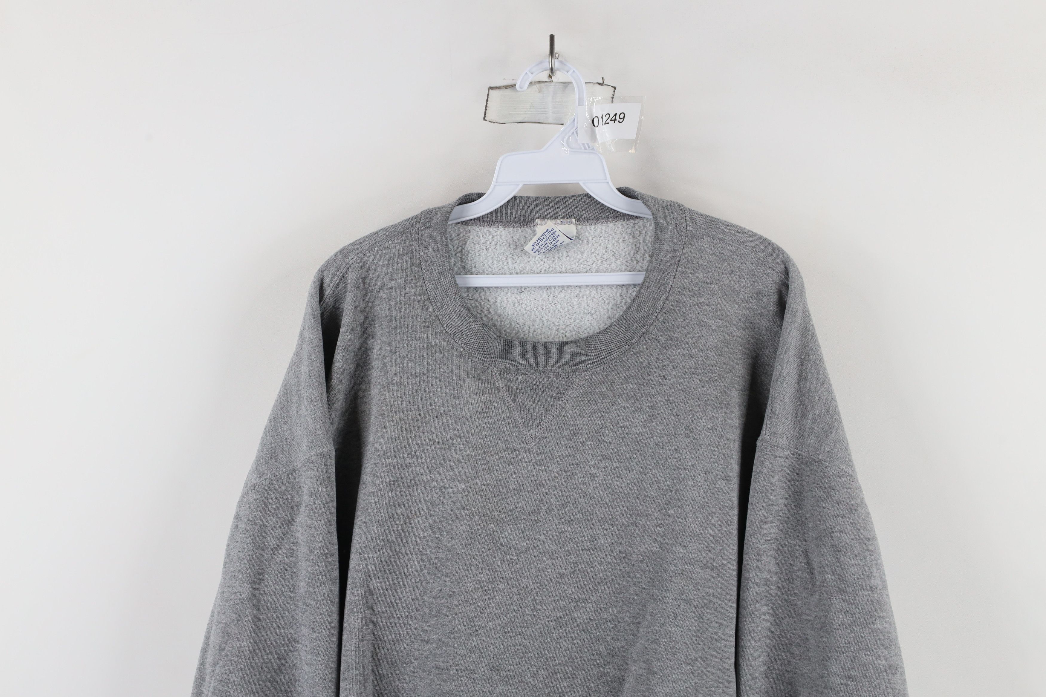 Russell Athletic × Vintage Vintage 90s Russell Athletic Crewneck Sweatshirt Gray Size US XL / EU 56 / 4 - 2 Thumbnail