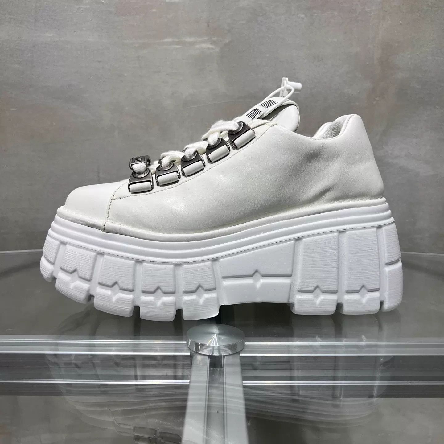 Miu Miu MIU MIU Women's White Metallic Punk Platform Derby Shoe 37 Size US 6.5 / IT 36.5 - 3 Thumbnail