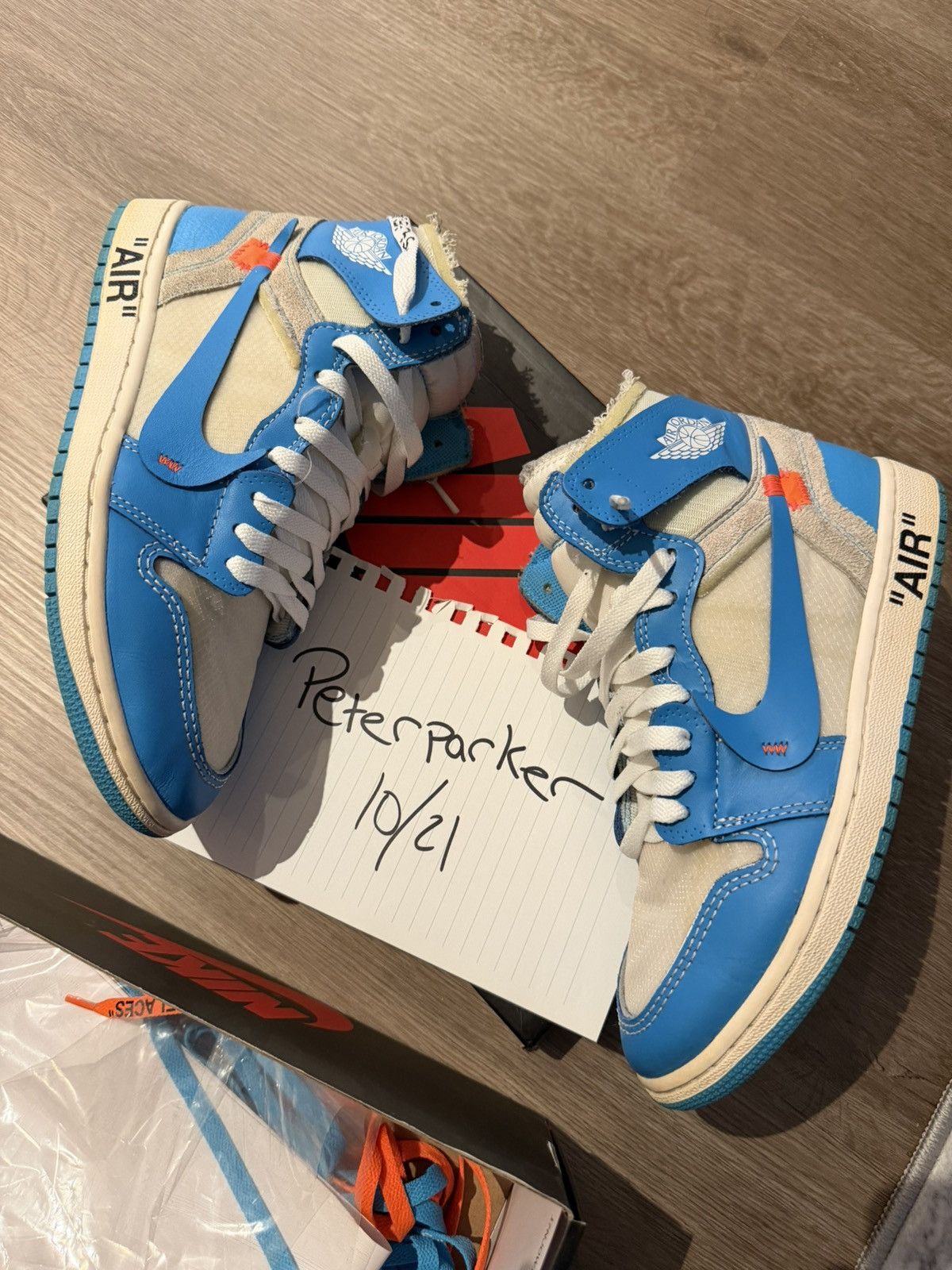 Off-White OFF WHITE UNC JORDAN 1 Size US 7 / EU 40 - 2 Thumbnail