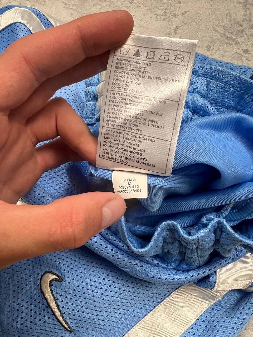 Nike Vintage Nike Shorts Basketball Size US 33 - 14 Thumbnail