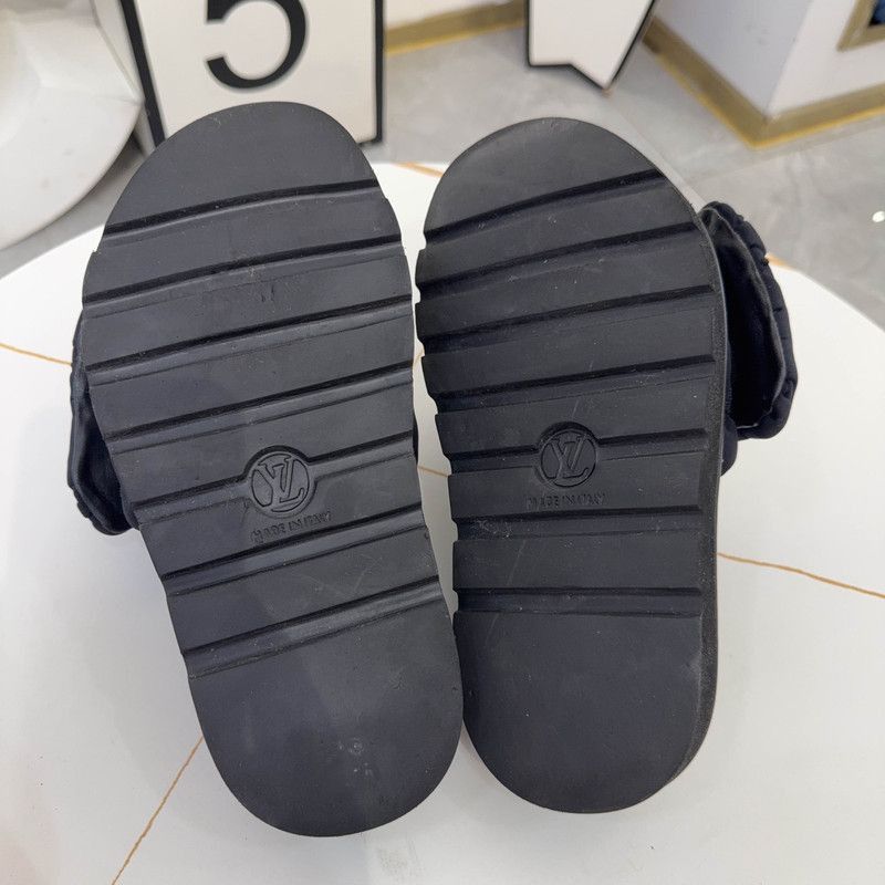 Louis Vuitton Louis Vuitton Embossed Logo Slip-On Sandals -2508 Size US 5.5 / EU 38 - 4 Thumbnail