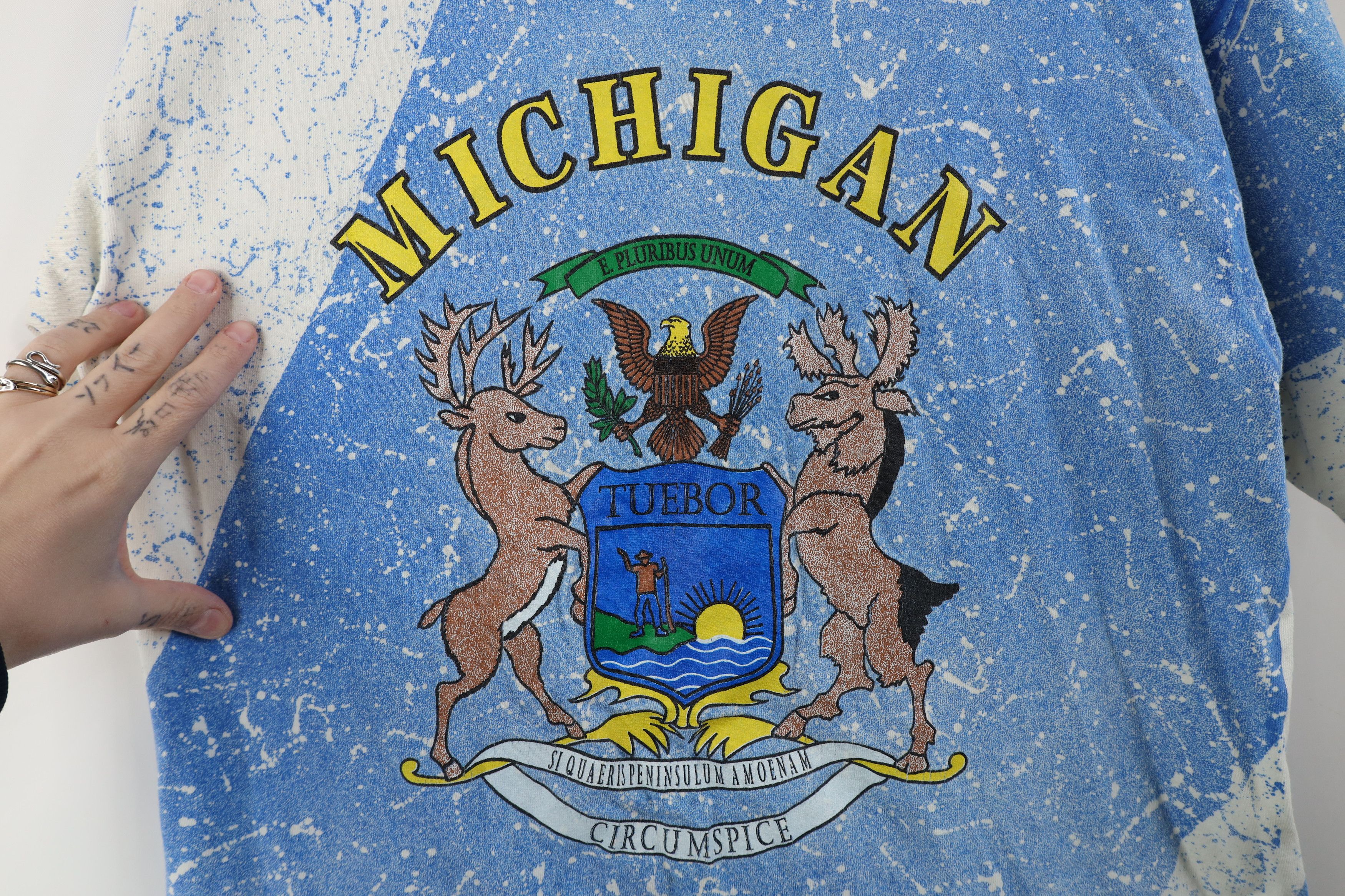 Vintage Vintage 90s Streetwear Print Michigan State Flag T-Shirt USA Size US L / EU 52-54 / 3 - 4 Thumbnail