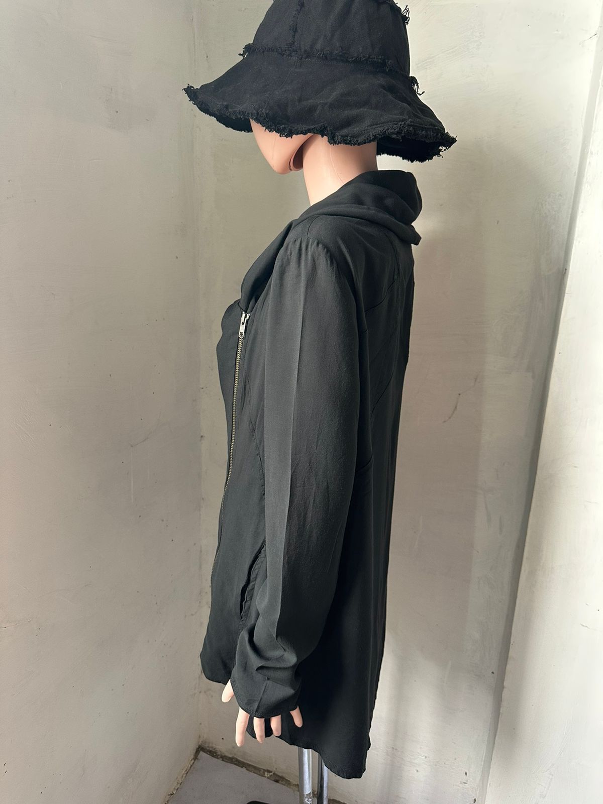 Helmut Lang Helmut Lang Asymmetric Jacket Size L / US 10 / IT 46 - 12 Thumbnail