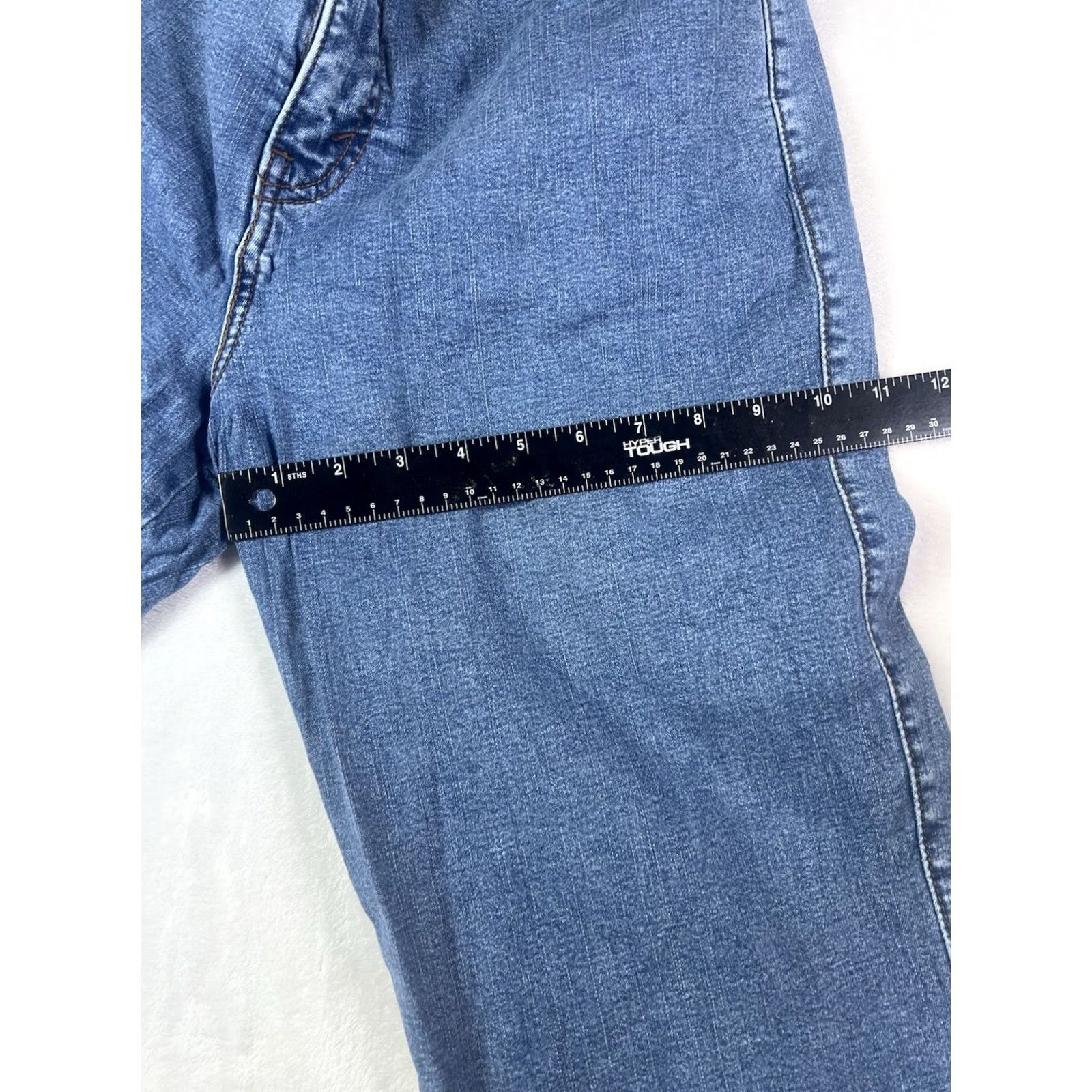 Levi's Levi's 512 Capri Jeans Women's Slimming Size 14 Denim Blue Capri Jeans Capris Slimming Pockets 19 Inseam 30 Waist Denim Blue Size 36" / US 14 / IT 50 - 7 Thumbnail