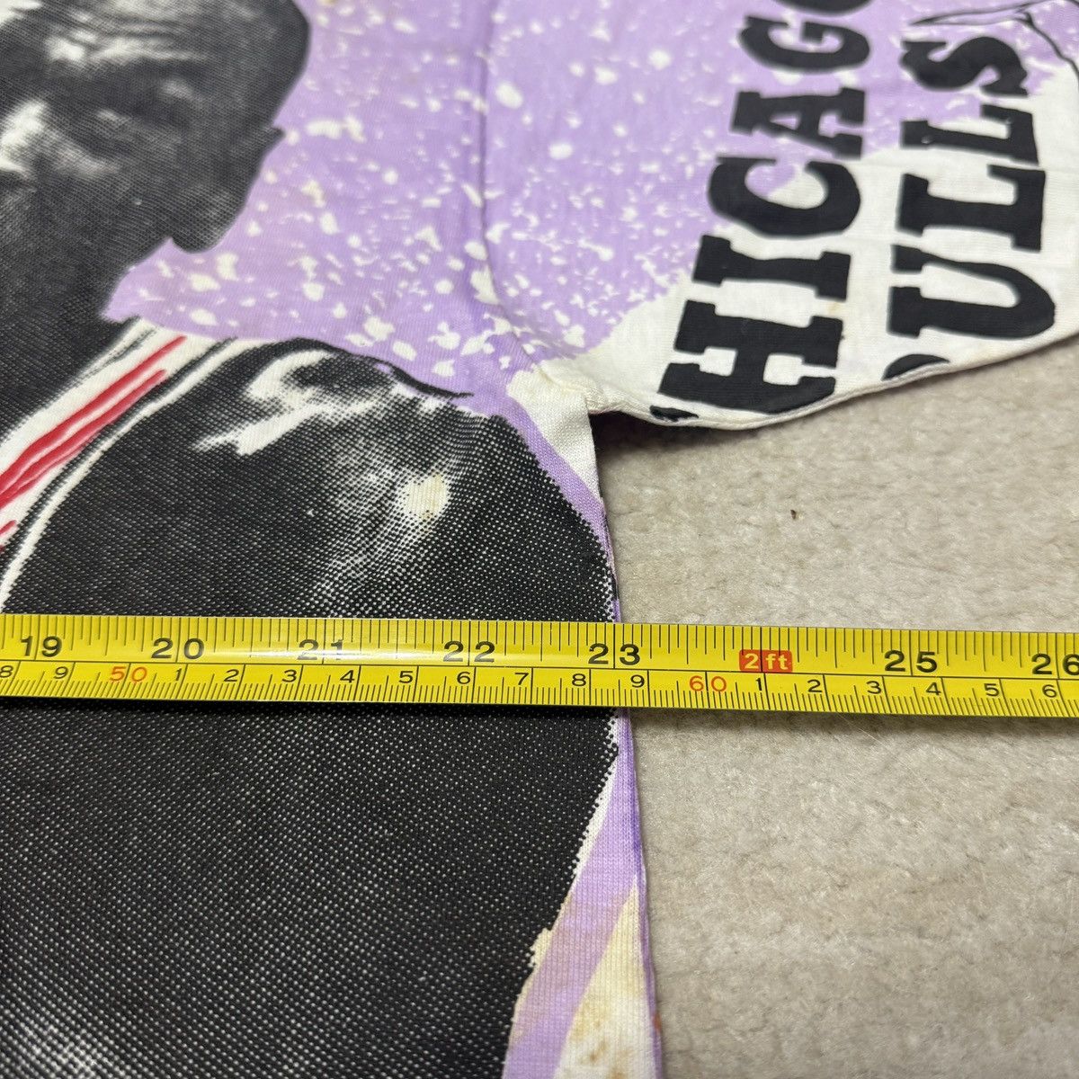 Vintage Vintage 90's Michael Jordan AOP T-Shirt Magic Johnson Bulls Size US L / EU 52-54 / 3 - 7 Thumbnail