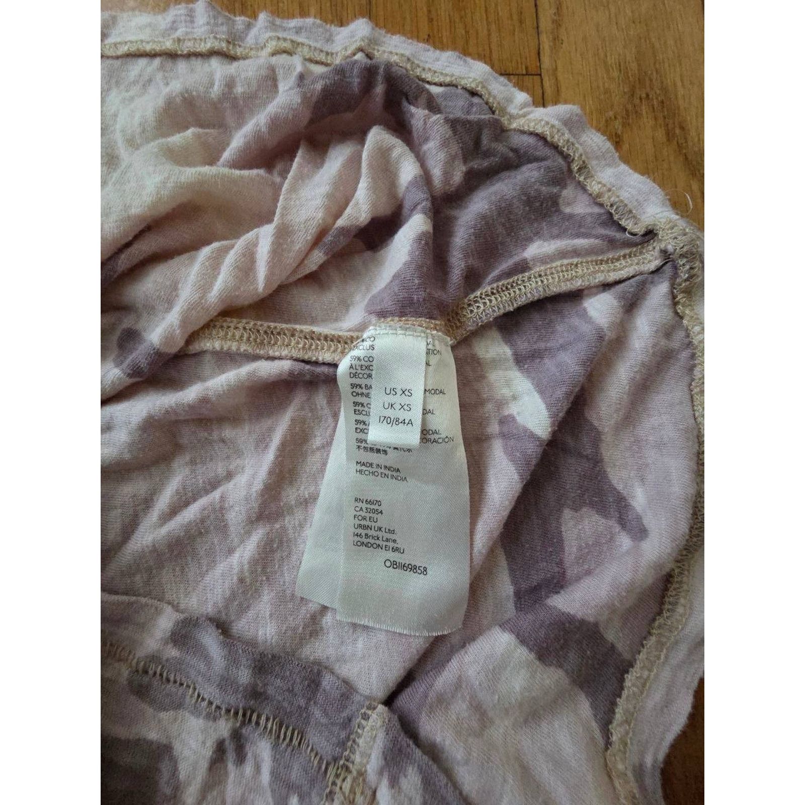 Free People We the Free Women's Camo Maybelle Tee Top Purple XS A001154 Size XS / US 0-2 / IT 36-38 - 5 Thumbnail