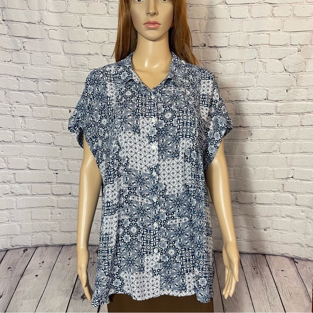 Other NWT New Jane And Delancey Blue Floral Short Sleeve Blouse 1 Size XL / US 12-14 / IT 48-50 - 1 Thumbnail