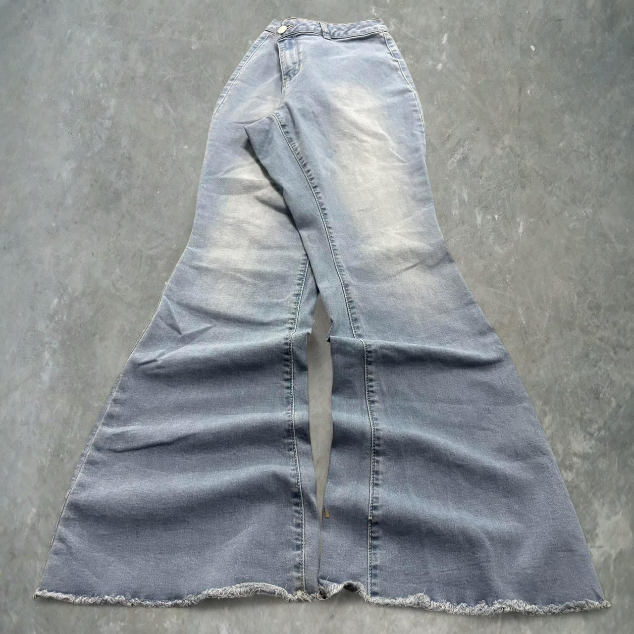 Vintage Crazy Vintage Y2K/2000s Baggy Flared Skater Streetwear Light Blue Wash Denim Jeans! Size US 30 / EU 46 - 1 Thumbnail