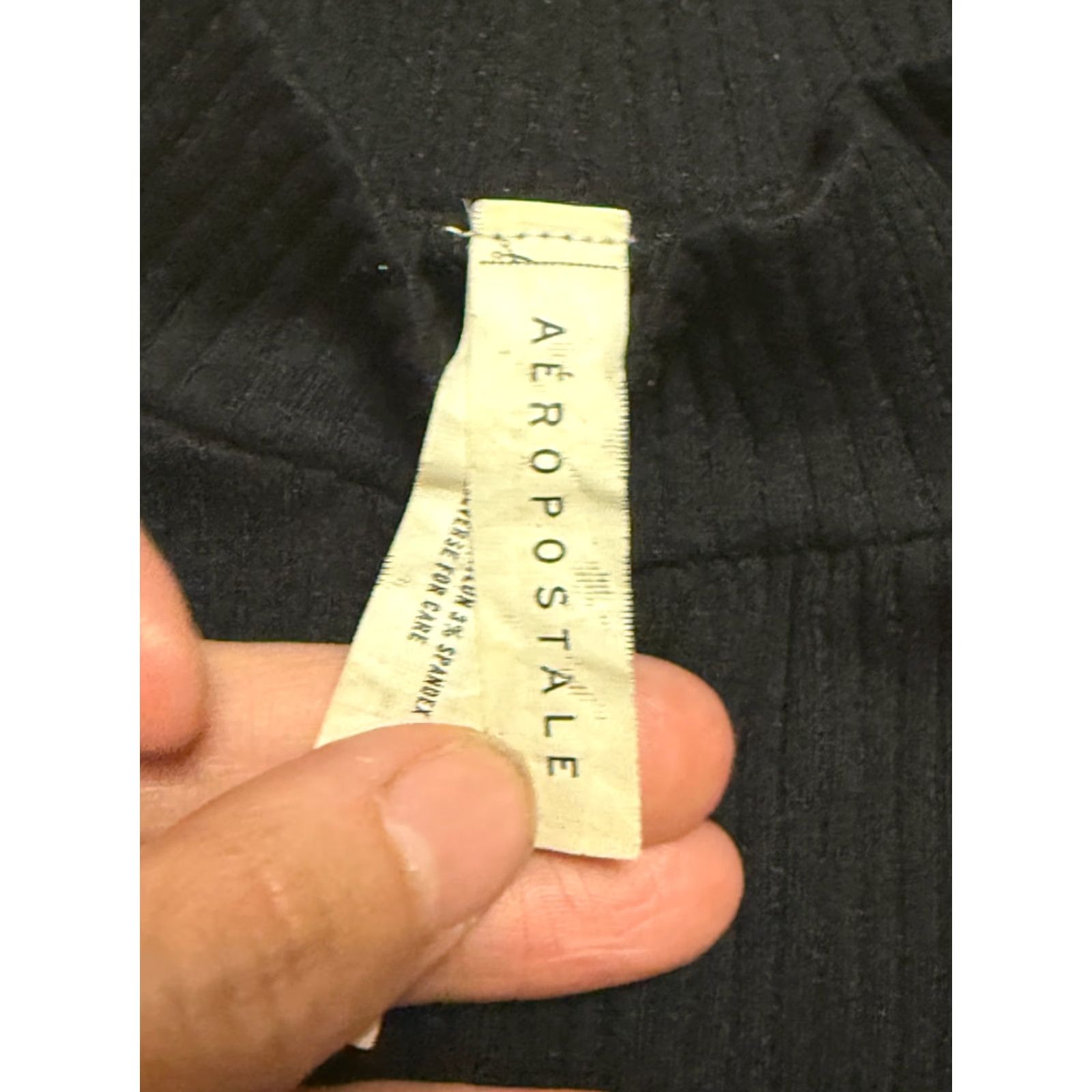 Aeropostale AeroPOSTALE Tank Top Womens Size Medium Black Mock Neck Crop Ribbed Size M / US 6-8 / IT 42-44 - 5 Thumbnail