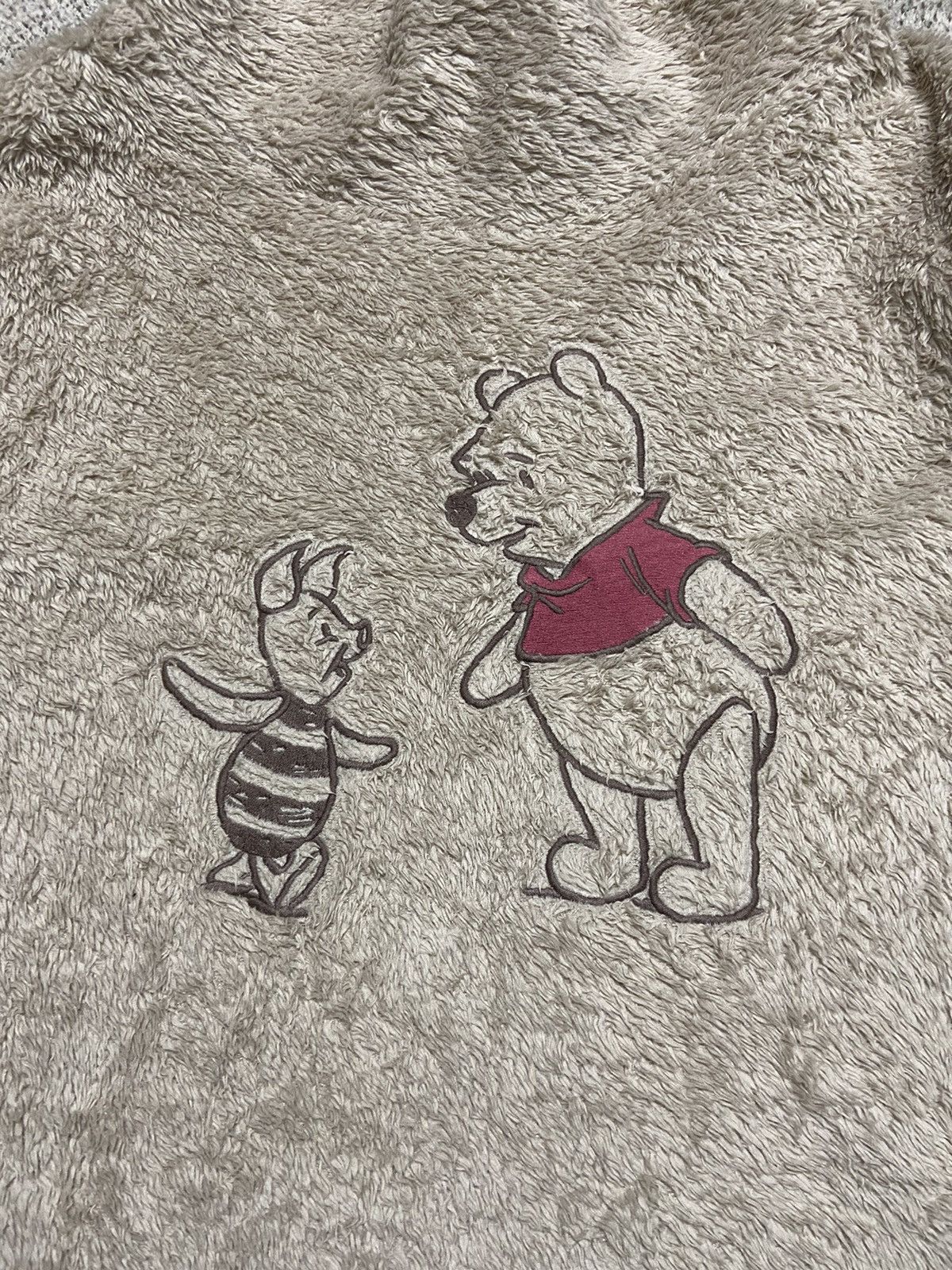 Anime × Cartoon Network × Disney Winnie the Pooh Turtle Neck Fluffy Fleece Size L / US 10 / IT 46 - 3 Thumbnail