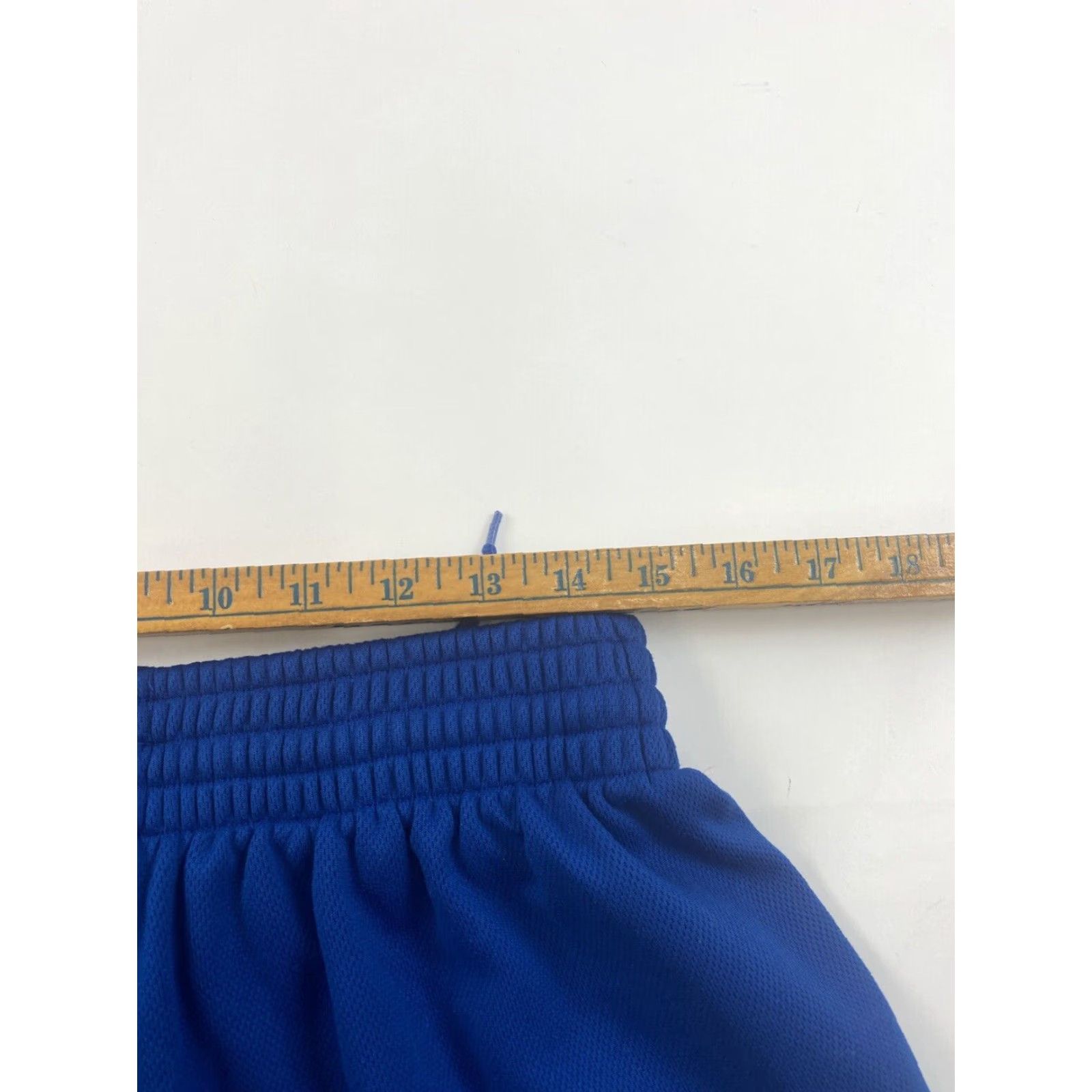 Nike VINTAGE Nike Basketball Shorts Mens Large Blue Embroidered Swoosh 90s Sports Size US 33 - 7 Thumbnail