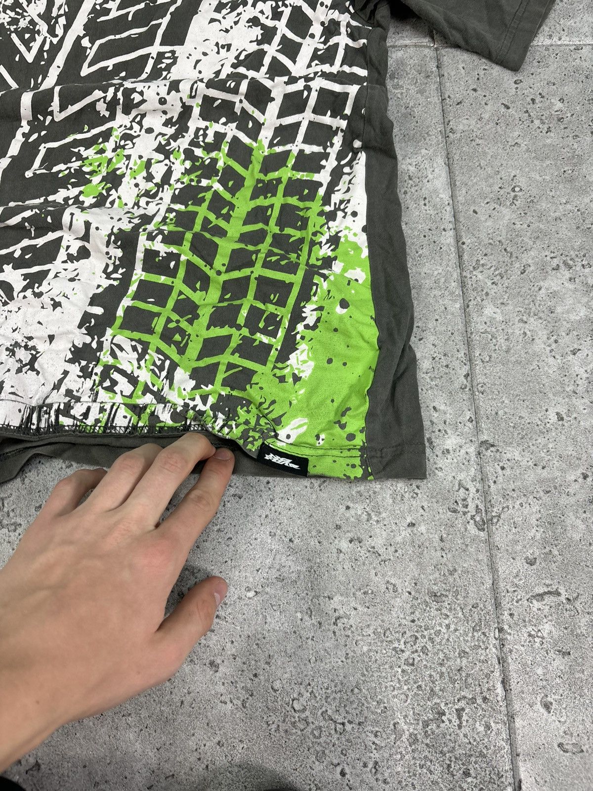 No Fear × Vintage 2000s Y2K Boxy Hip Hop No Fear T-Shirt/Tee Punk Affliction Size US S / EU 44-46 / 1 - 7 Thumbnail