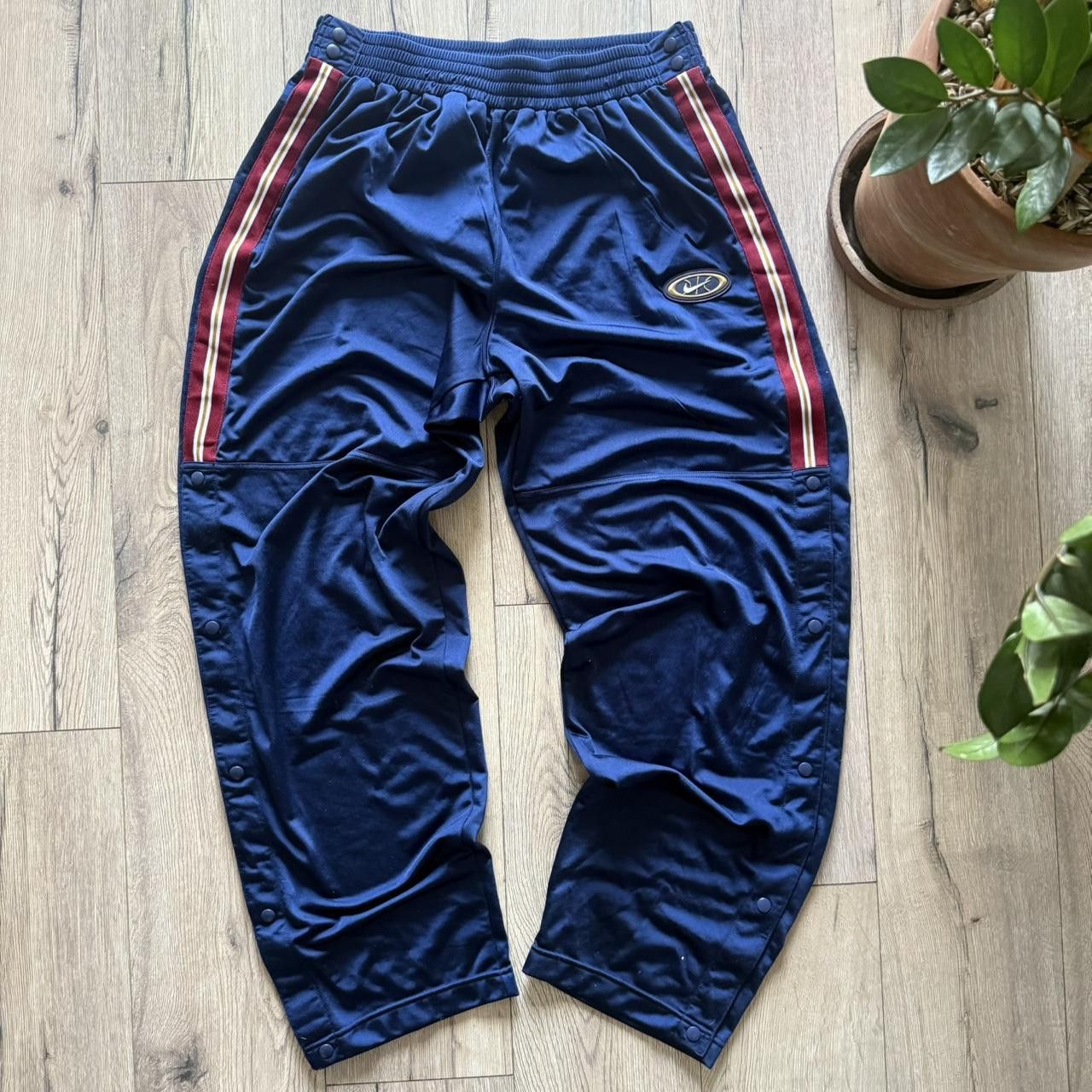 Nike Nike Vintage 90s Trackpants Retro Navy Size US 40 / EU 56 - 1 Thumbnail