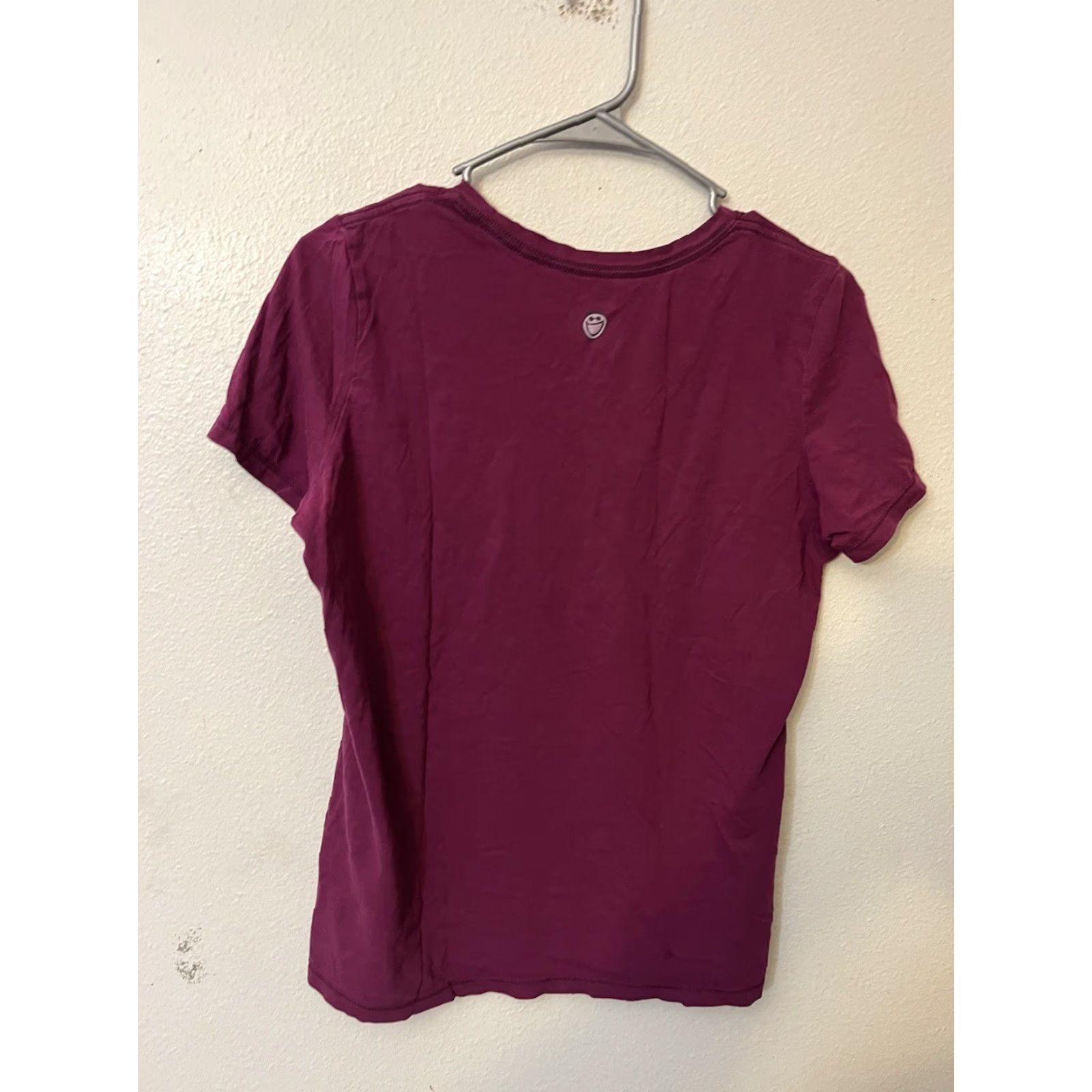 Life is Good Life Is Good Women’s Tee Shirt M Purple Yarn Needle Graphic Classic Fit Shirt Ladies M Purple Graphic Print Casual Short Sleeve Crew Neck Size M / US 6-8 / IT 42-44 - 2 Thumbnail