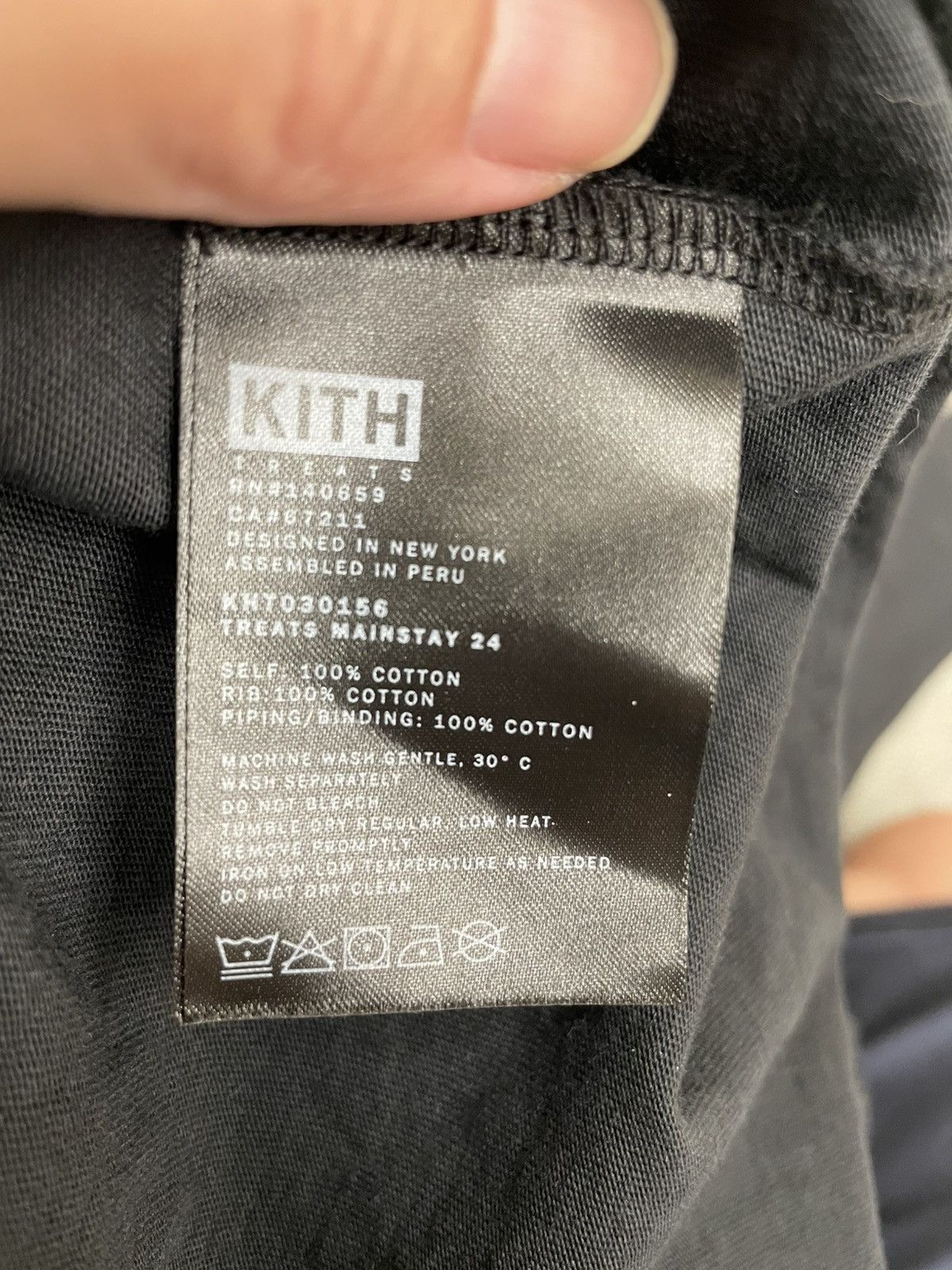 Kith Kith Treats World Tour Logo Long Sleeve Tee Size US M / EU 48-50 / 2 - 6 Thumbnail