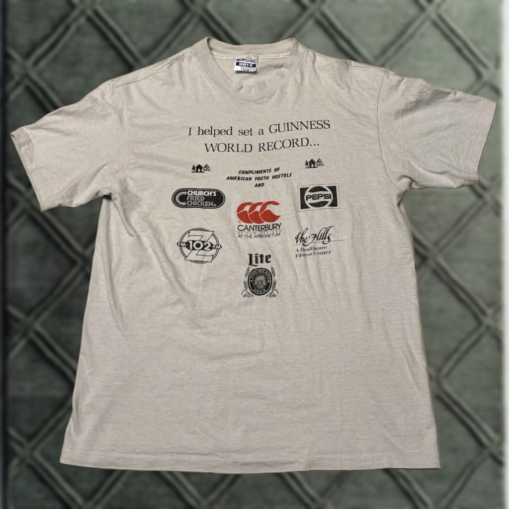 Hanes VINTAGE North Vs South Austin Tug Of War Shirt L Gray Hanes 80s Texa? Size US L / EU 52-54 / 3 - 1 Thumbnail