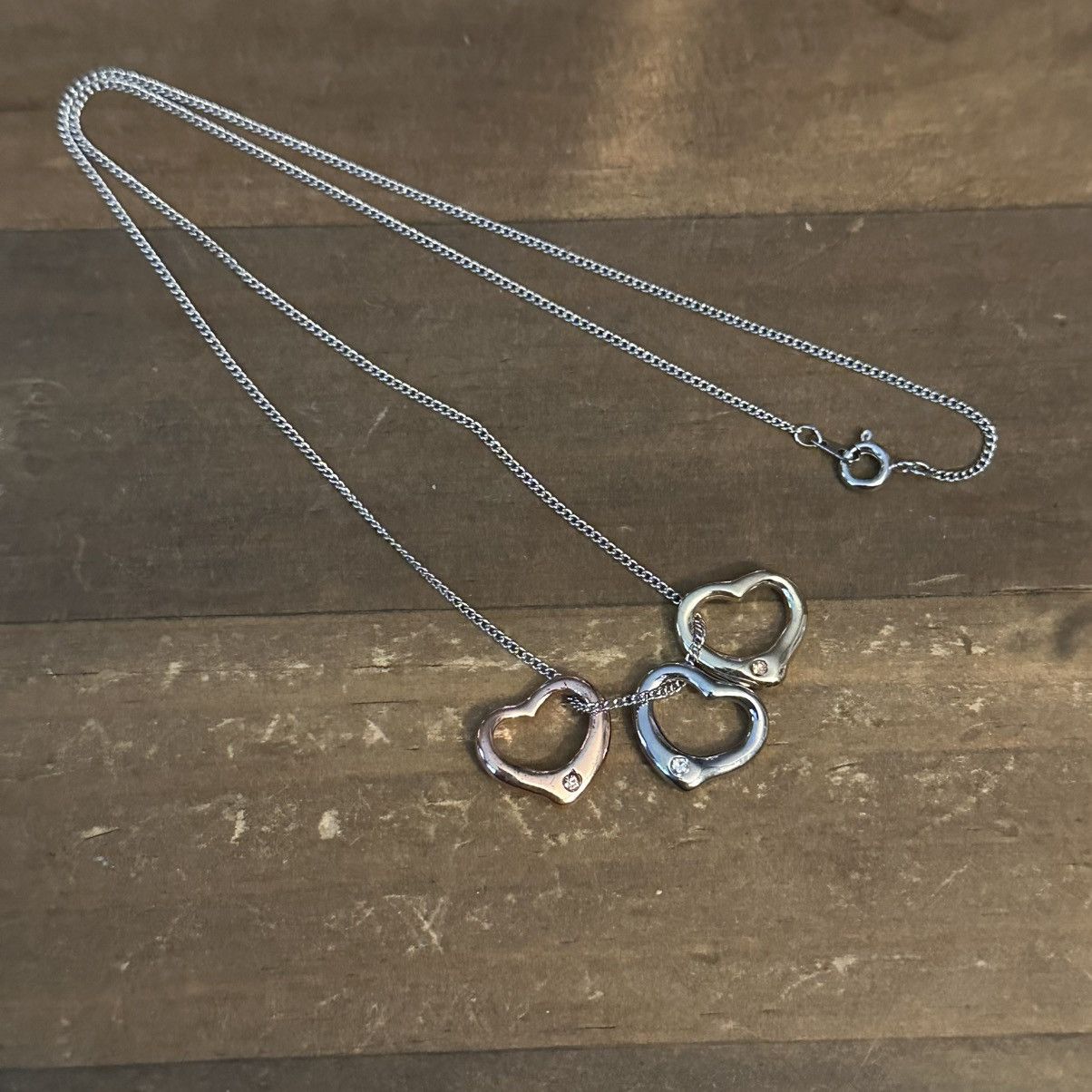 Other Silver tone tricolor open hearts pendant necklace Size ONE SIZE - 2 Thumbnail