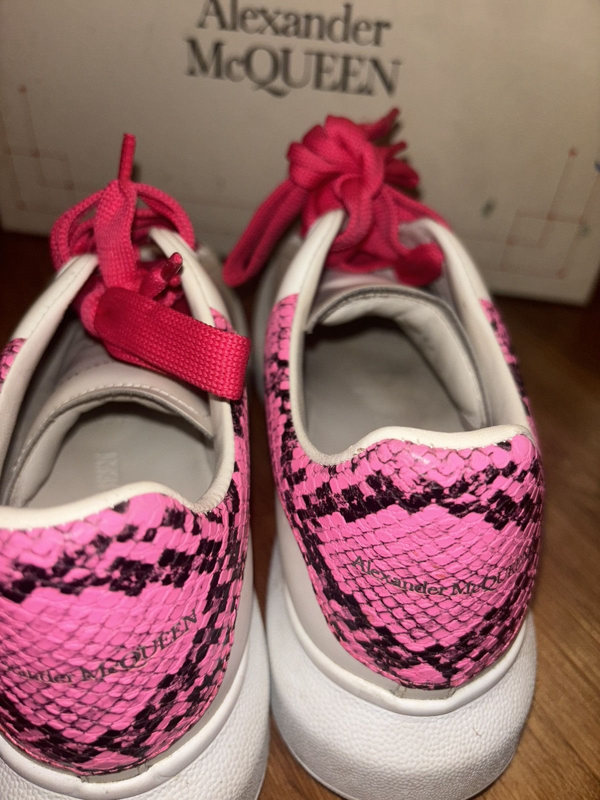 Alexander McQueen × Designer × McQ Alexander McQueen RARE Pink Snakeskin Alexander McQueen Sneakers Size US 7 / IT 37 - 3 Thumbnail