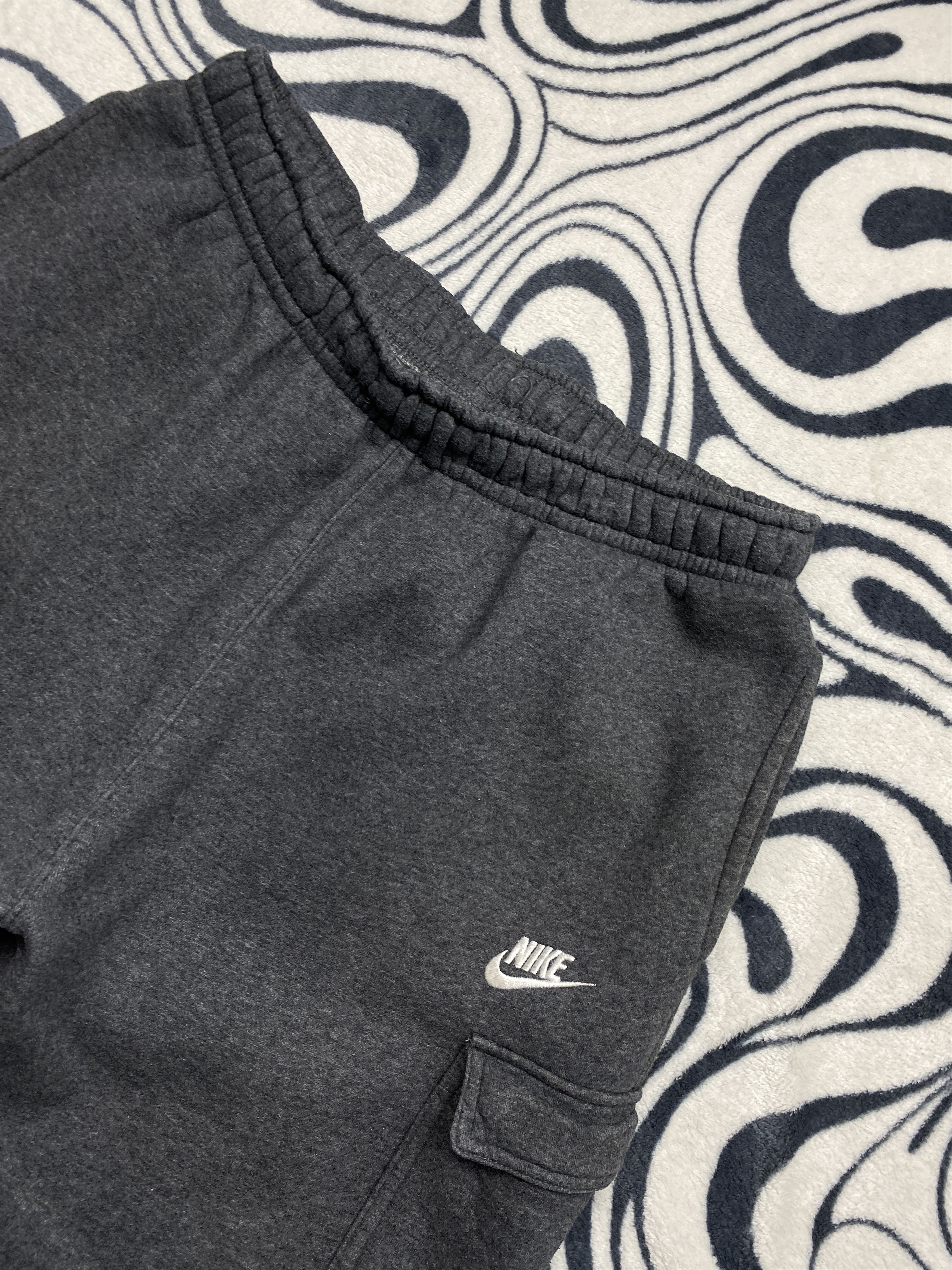 Nike Nike Mens Baggy Cargo Sweatpants Y2K Pants Size US 34 / EU 50 - 2 Thumbnail