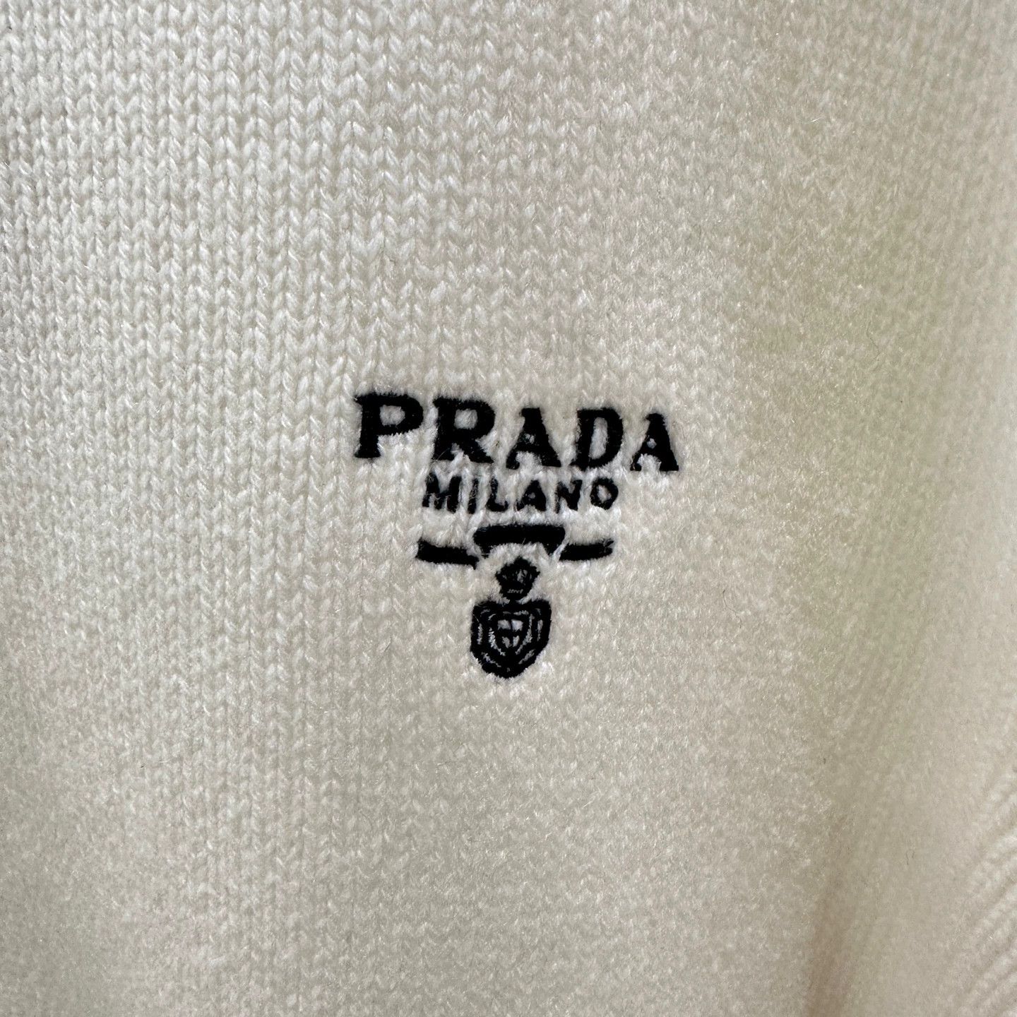 Prada Prada Logo Letter Cashmere Knit Long Sleeve 46 Size US S / EU 44-46 / 1 - 6 Thumbnail