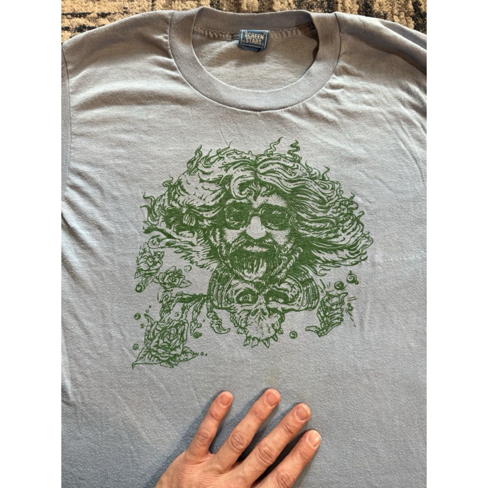 Vintage VINTAGE Grateful Dead Jerry Garcia Skull Roses Art Parking Lot T Shirt Sz L Size US L / EU 52-54 / 3 - 2 Thumbnail