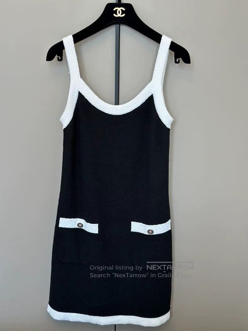 Chanel Chanel Suspender skirt Size XXS / US 00 / IT 34 - 1 Thumbnail