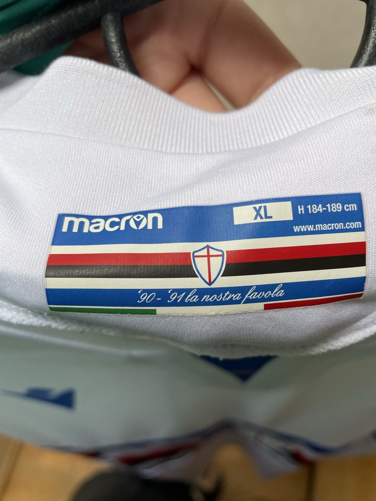 Macron SAMPDORIA 2020 2021 AWAY FOOTBALL SHIRT SOCCER JERSEY MACRON Size US XL / EU 56 / 4 - 8 Thumbnail