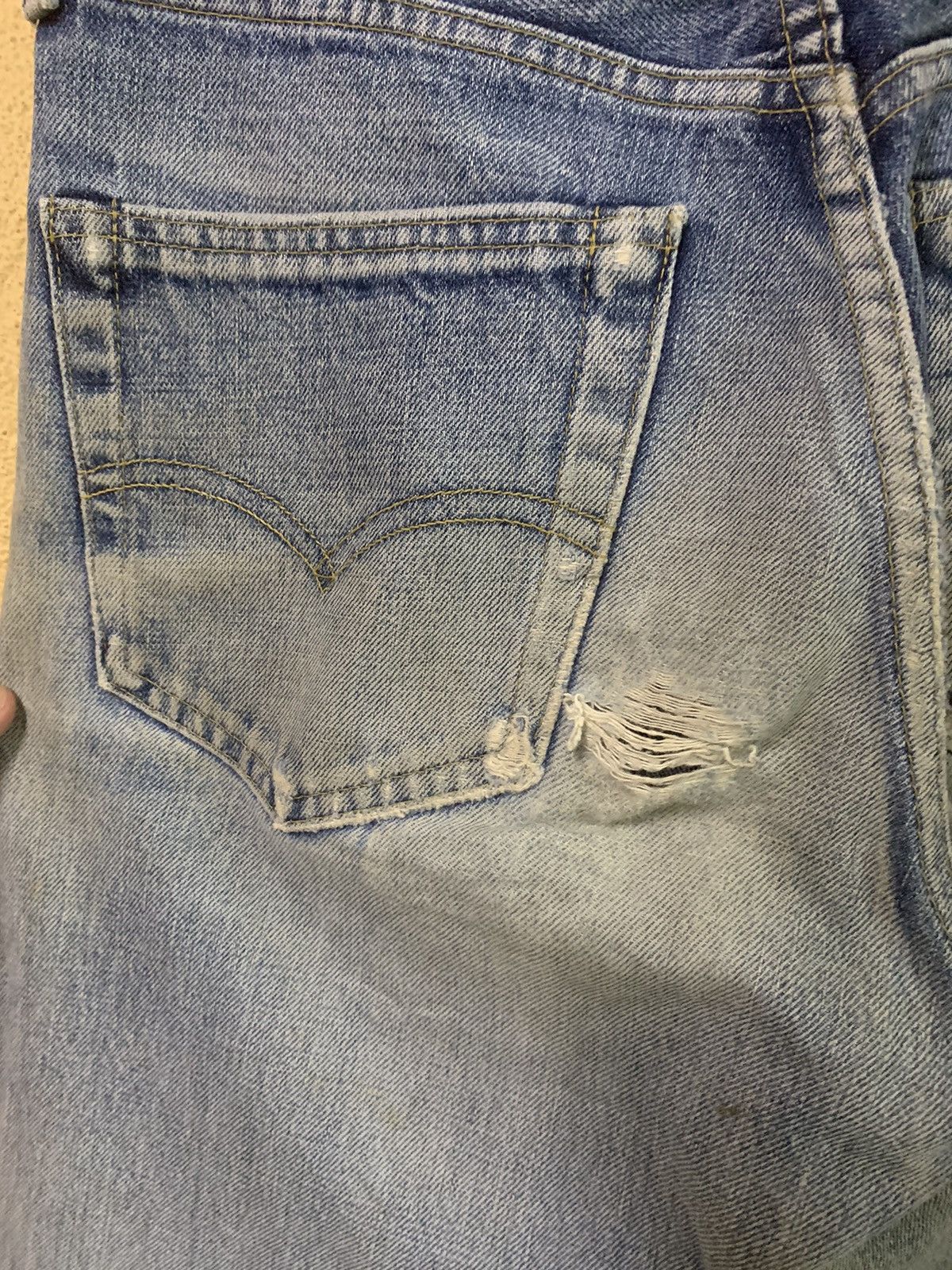 Japanese Brand × Levi's Vintage Clothing × Vintage Vintage Levi’s Big E Distressed Size US 27 - 13 Thumbnail